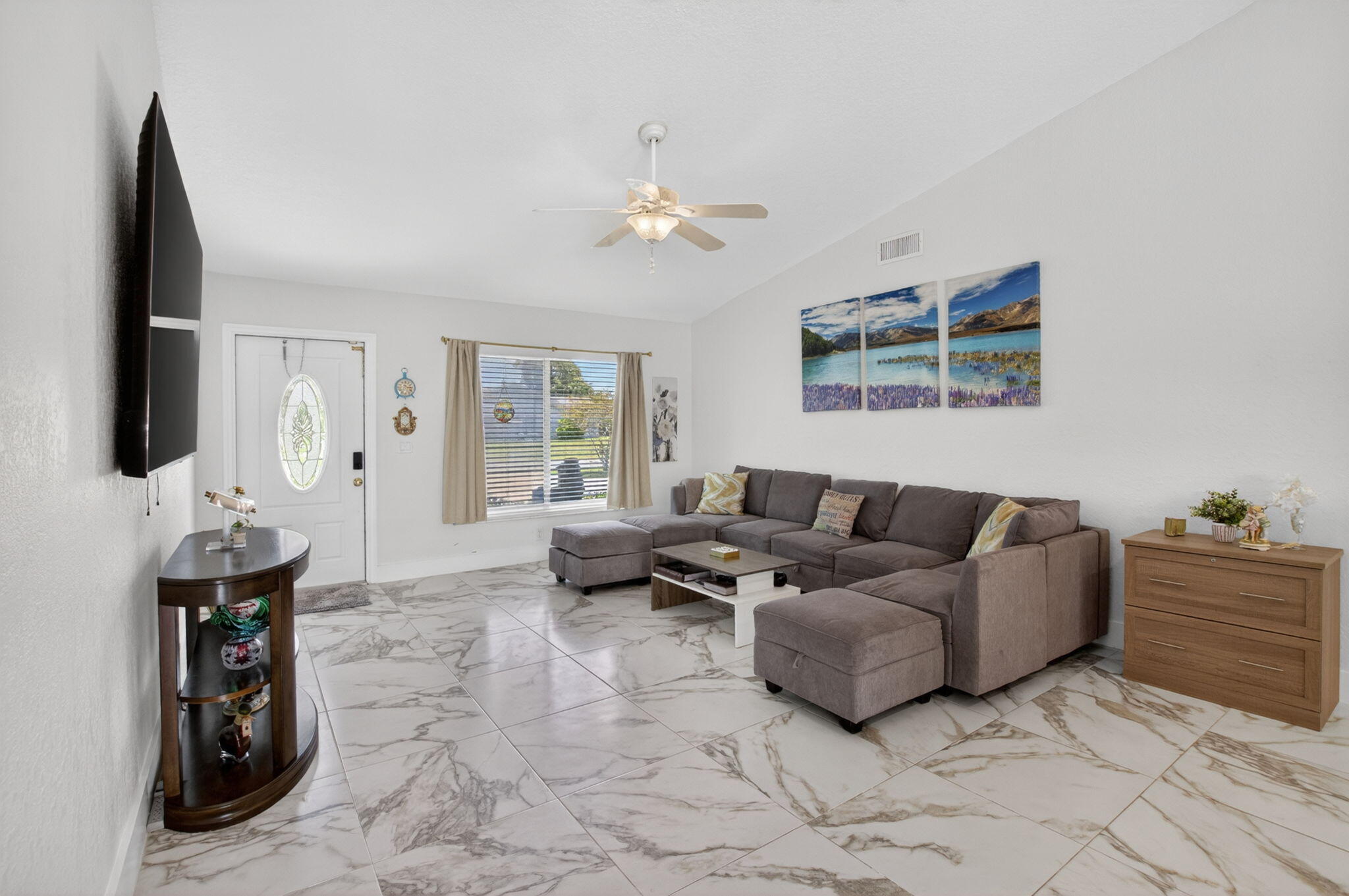 SKY LAKE 2 - Residential