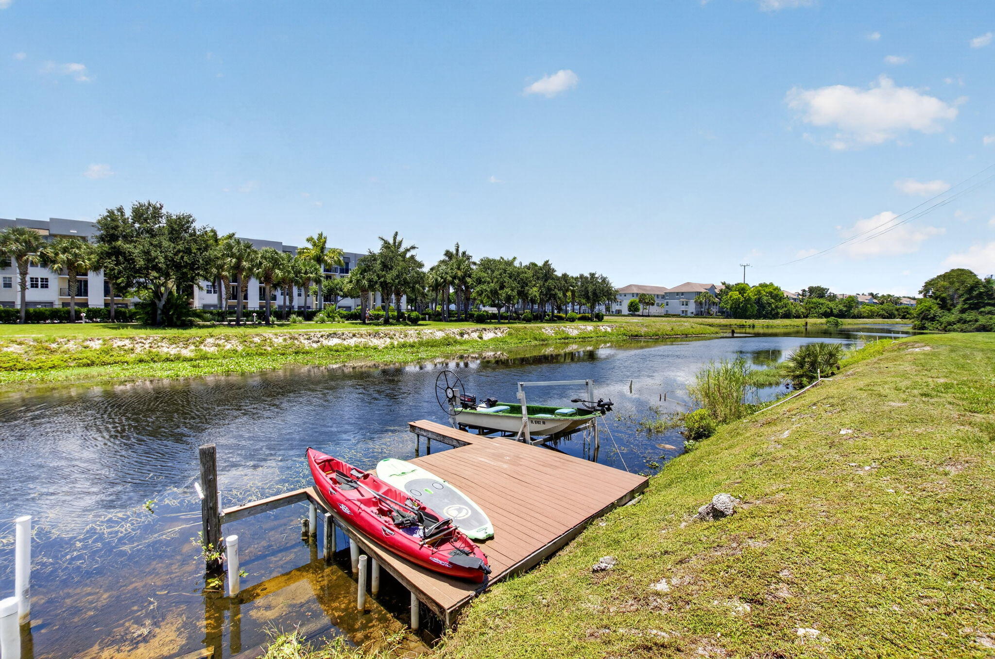 SKY LAKE 2 - Residential
