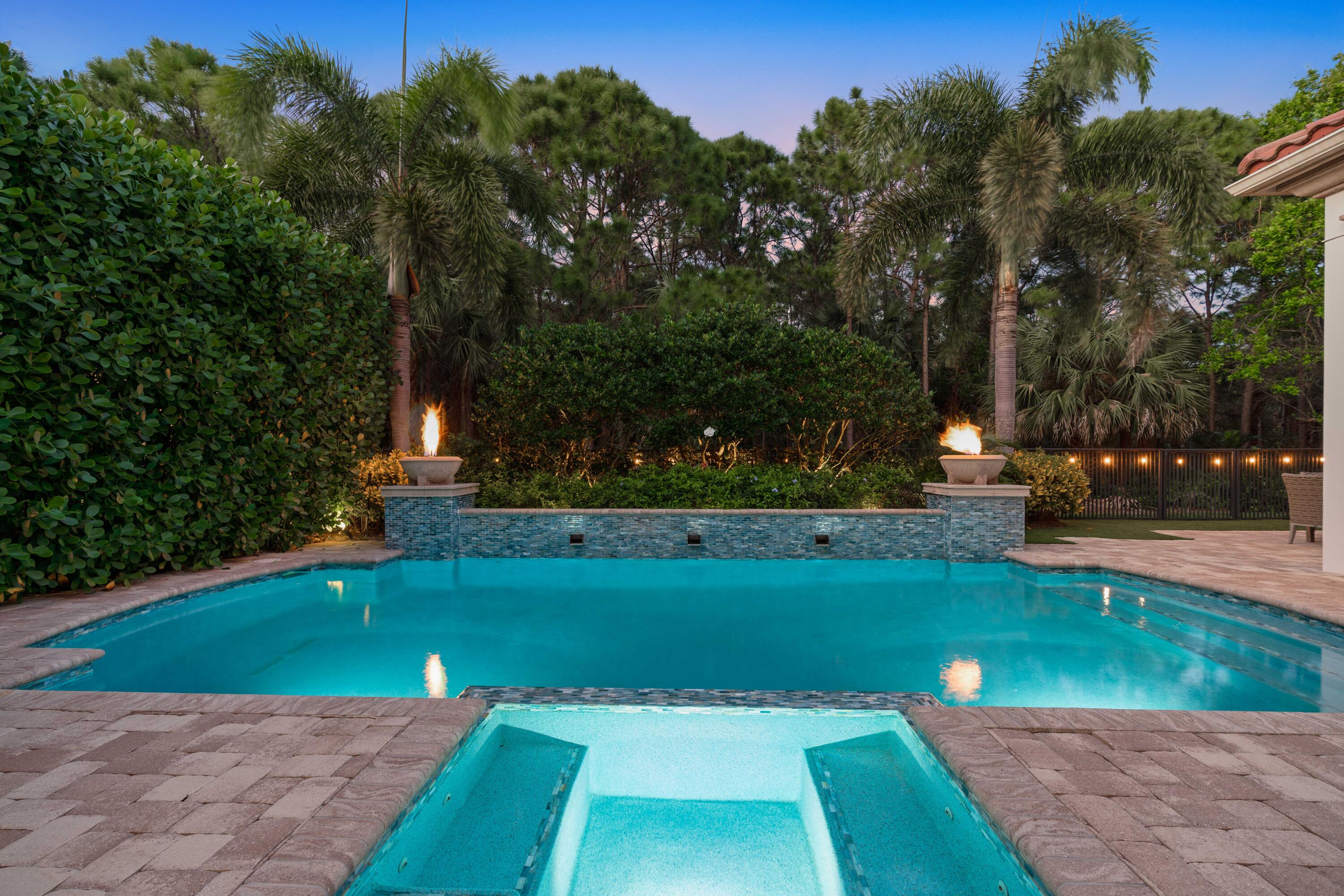 OLD PALM 2 - Residential