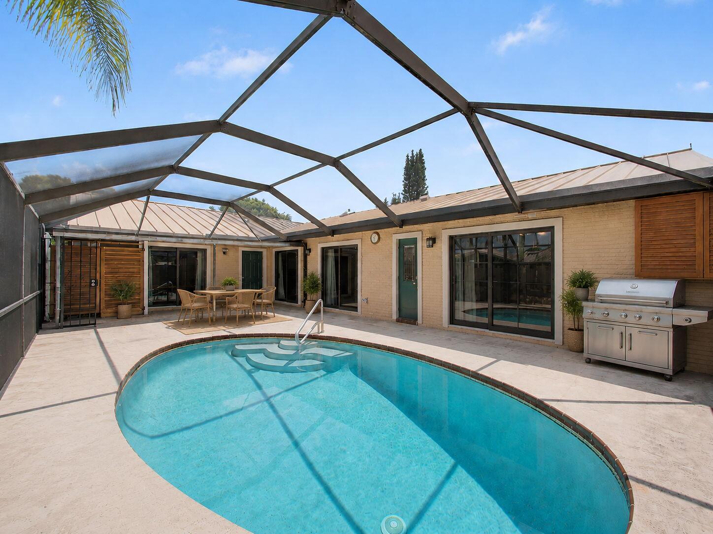 WESTWOOD GARDENS - Residential