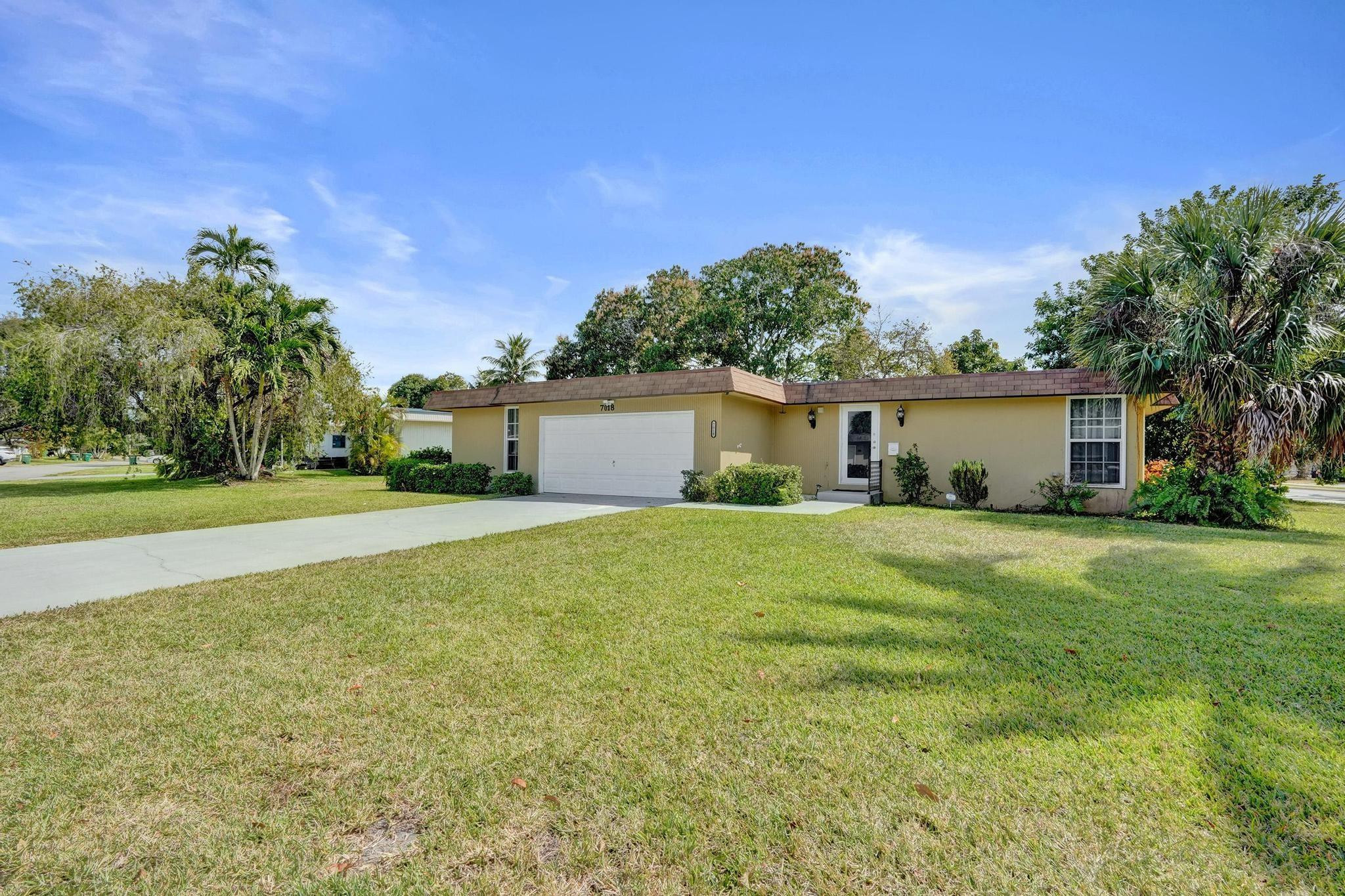 MAINLANDS OF TAMARAC LAKES - Residential