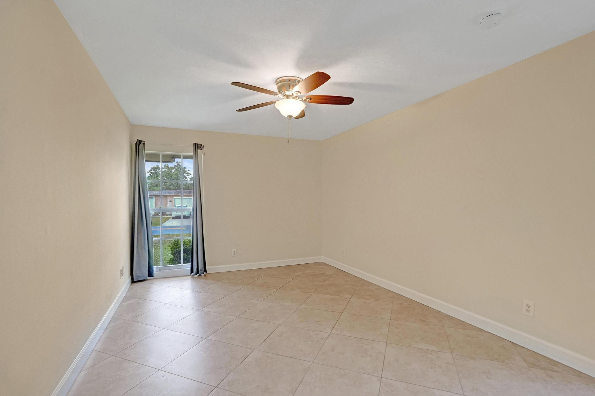 MAINLANDS OF TAMARAC LAKES - Residential
