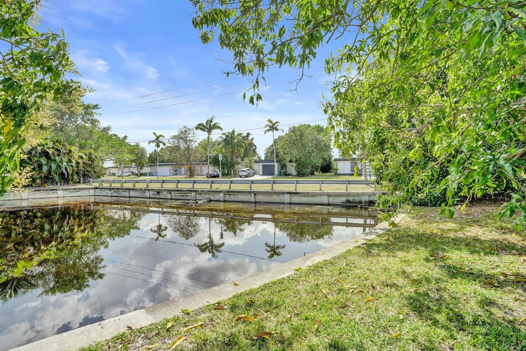 MAINLANDS OF TAMARAC LAKES - Residential