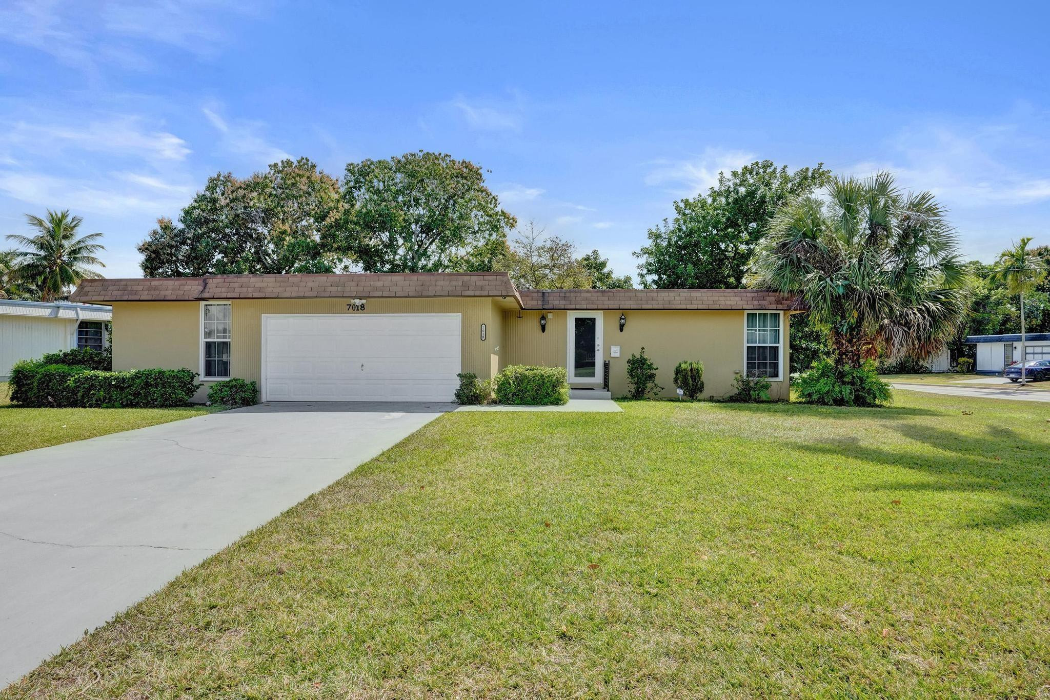 MAINLANDS OF TAMARAC LAKES - Residential