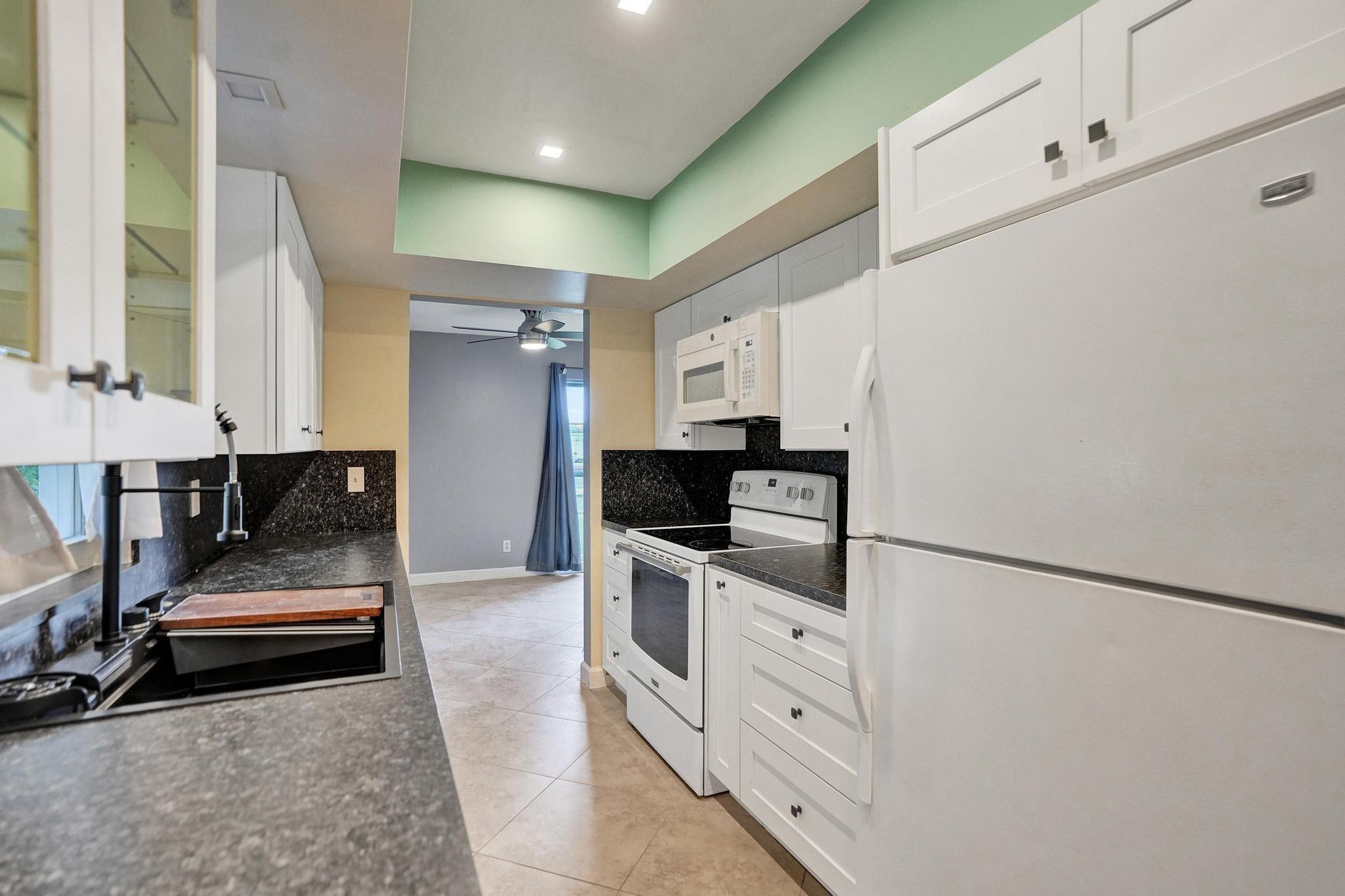 MAINLANDS OF TAMARAC LAKES - Residential