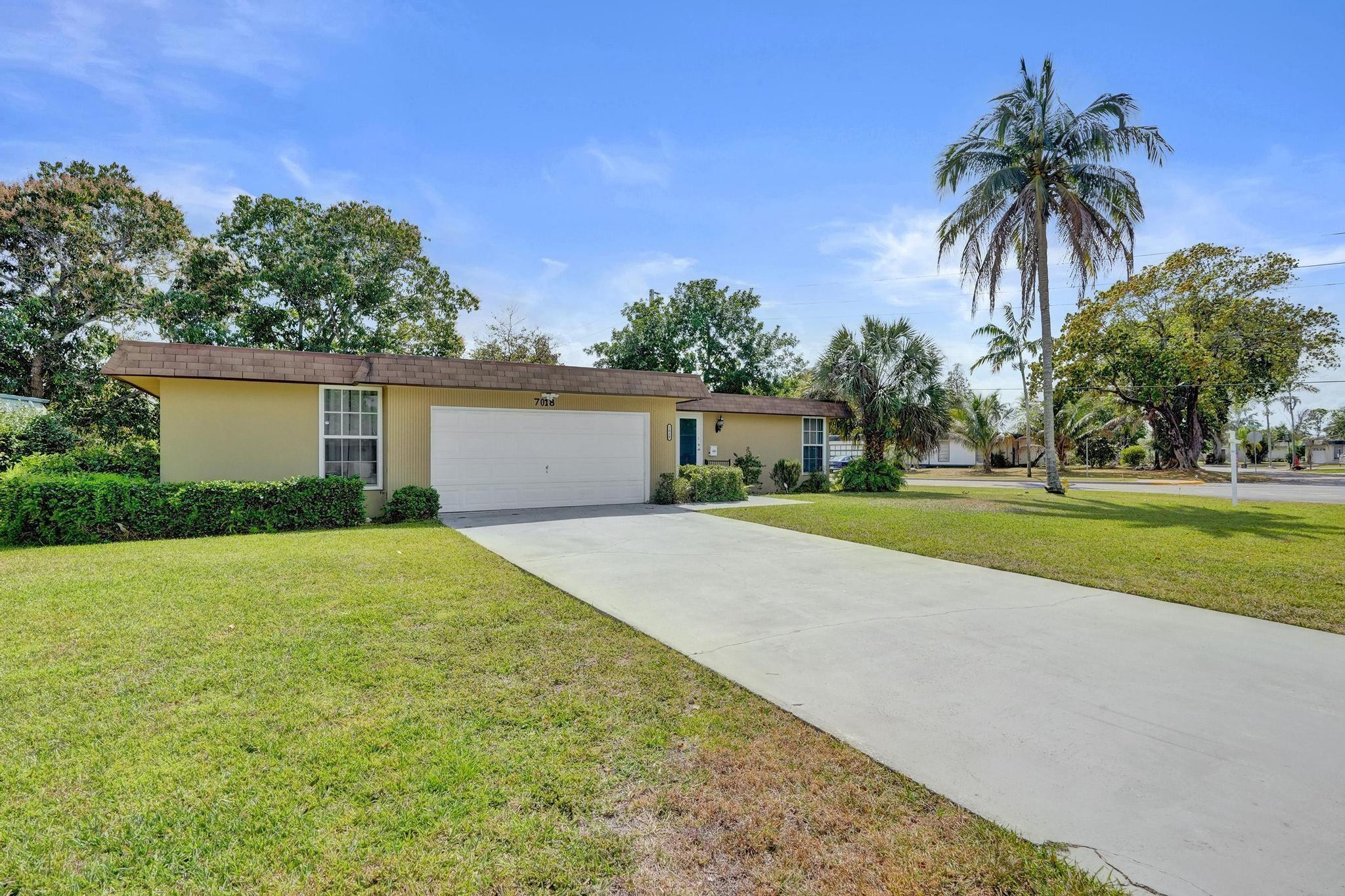 MAINLANDS OF TAMARAC LAKES - Residential