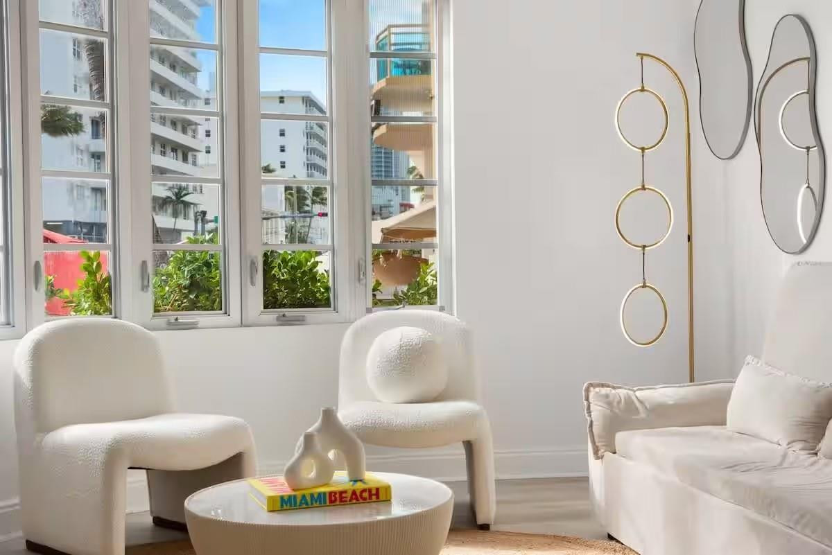 BARBIZON BEACH CLUB - Residential