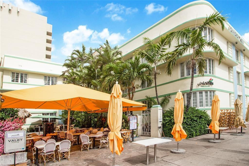 BARBIZON BEACH CLUB - Residential