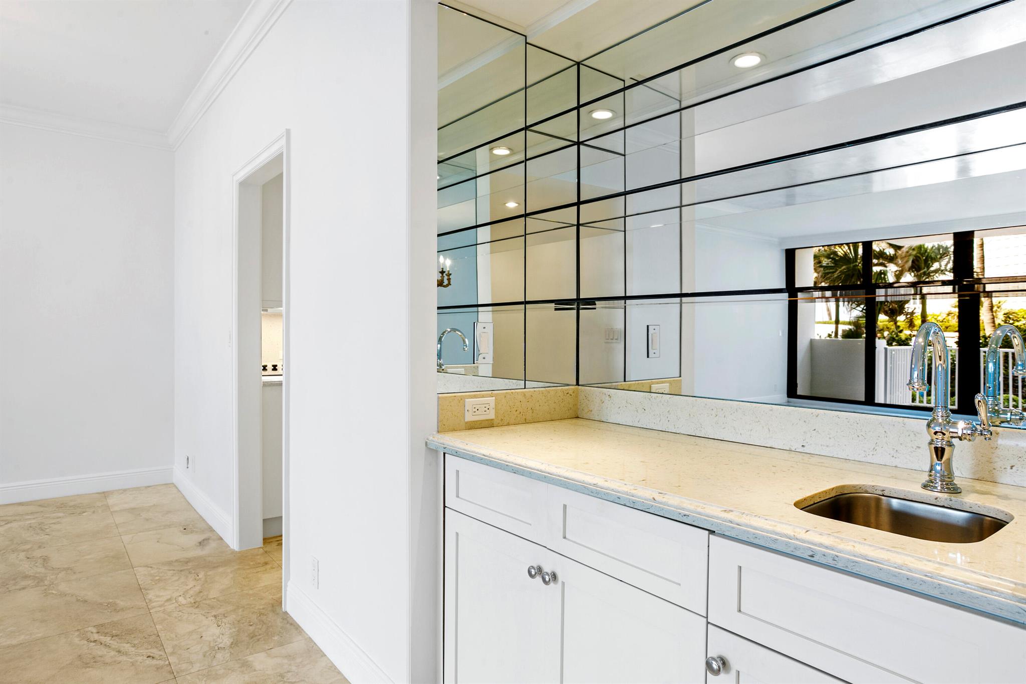 THREE THIRTY OCEAN CONDO - Residential