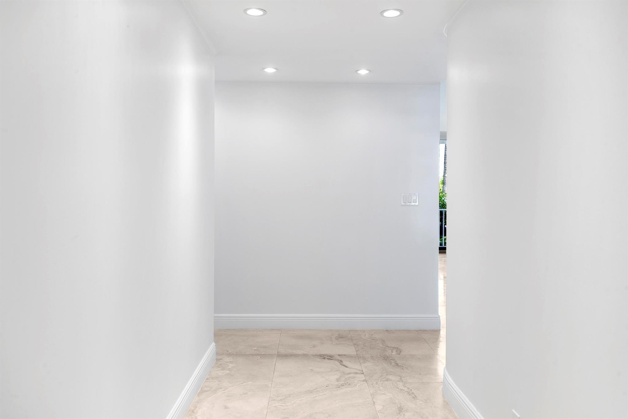 THREE THIRTY OCEAN CONDO - Residential