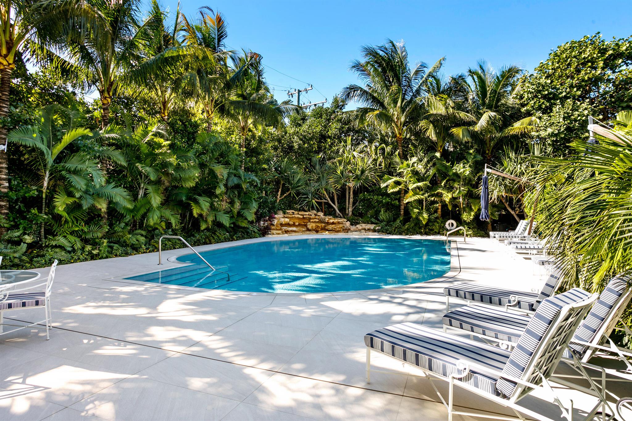 THREE THIRTY OCEAN CONDO - Residential