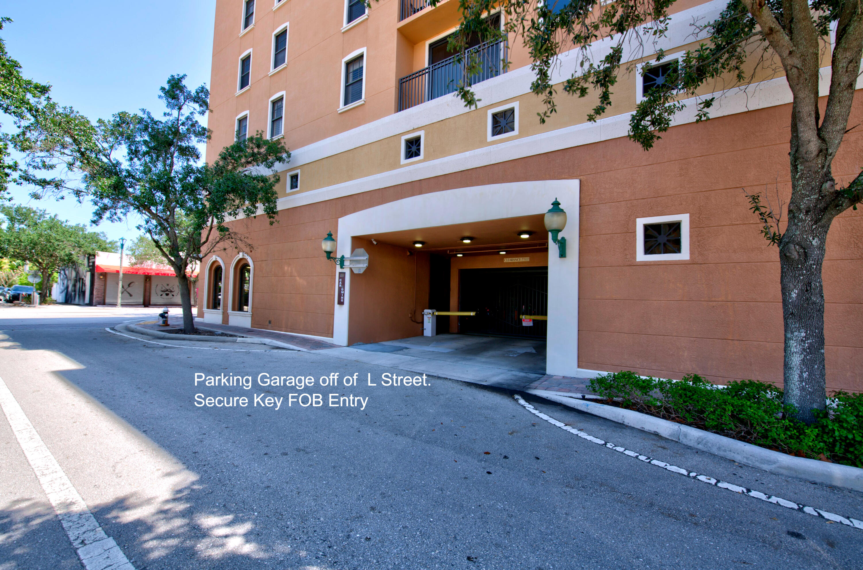 LUCERNE CONDO - Residential