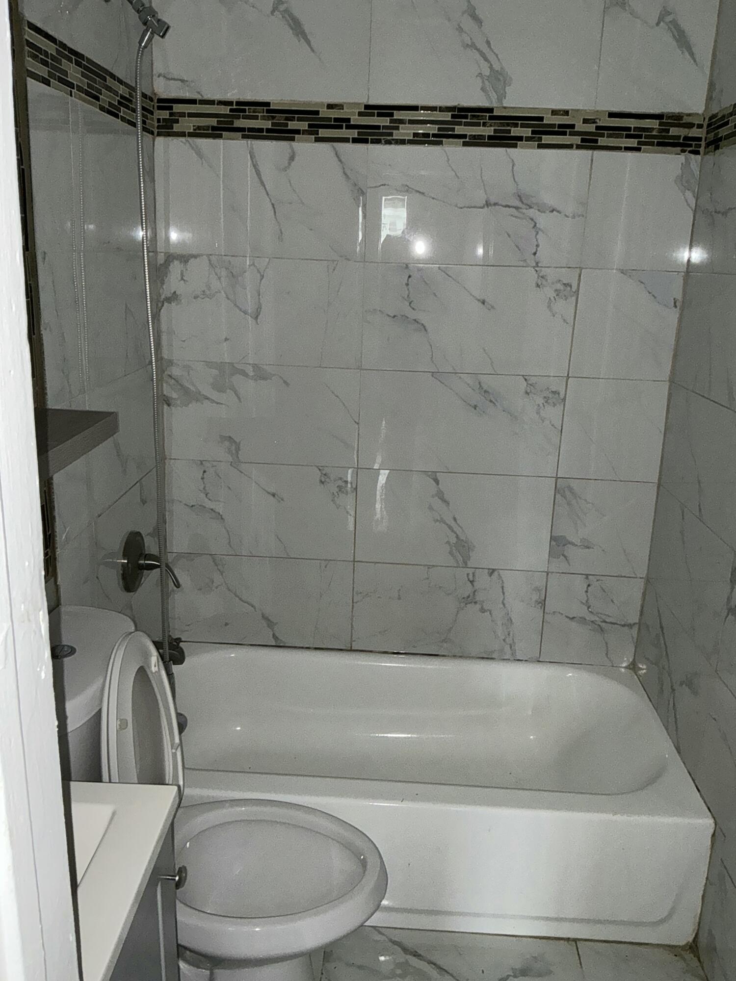 WASHINGTON PARK HALLANDALE ADD - Residential