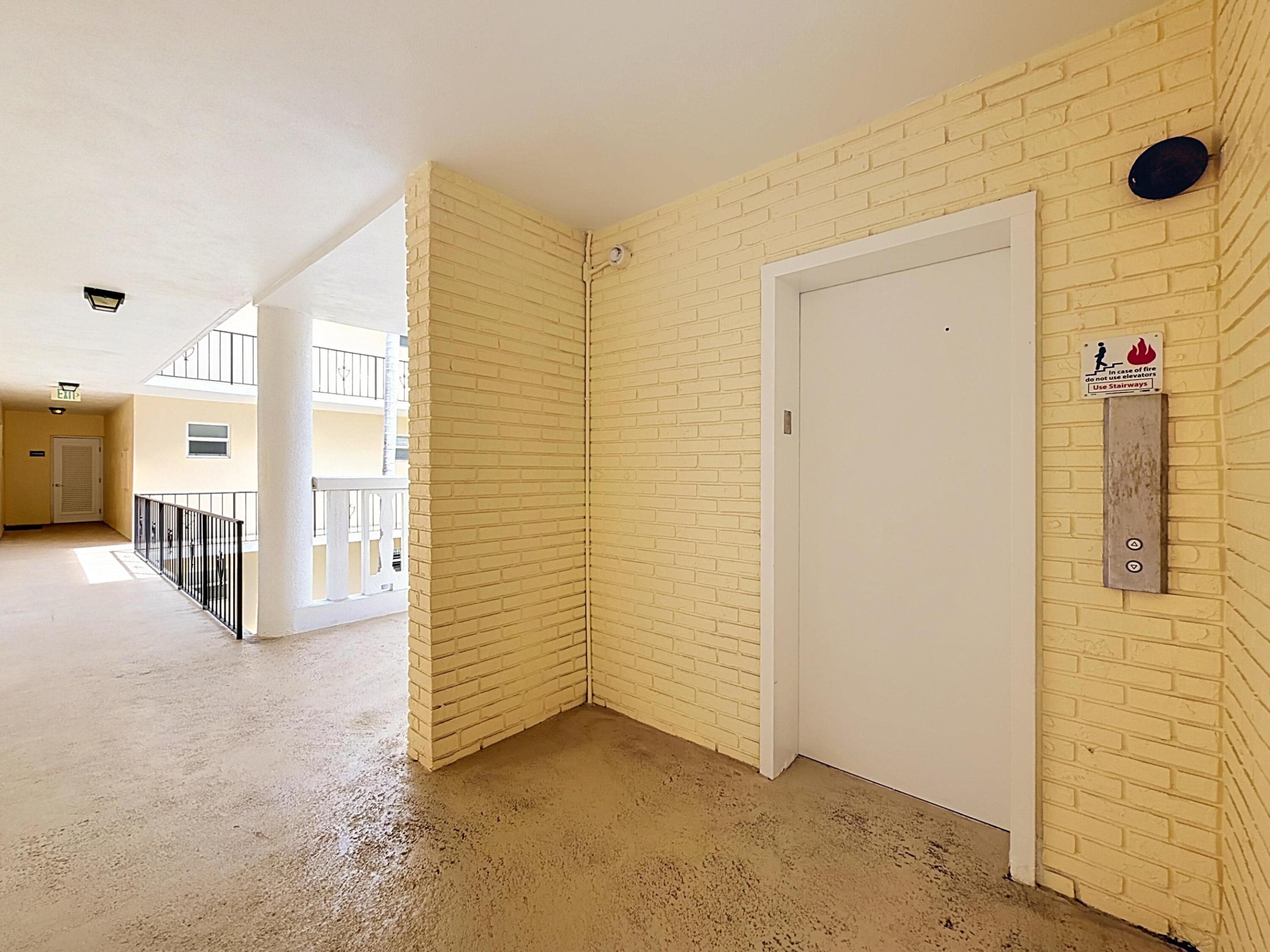 COLONIAL CLUB CONDO SEC 2 - Residential