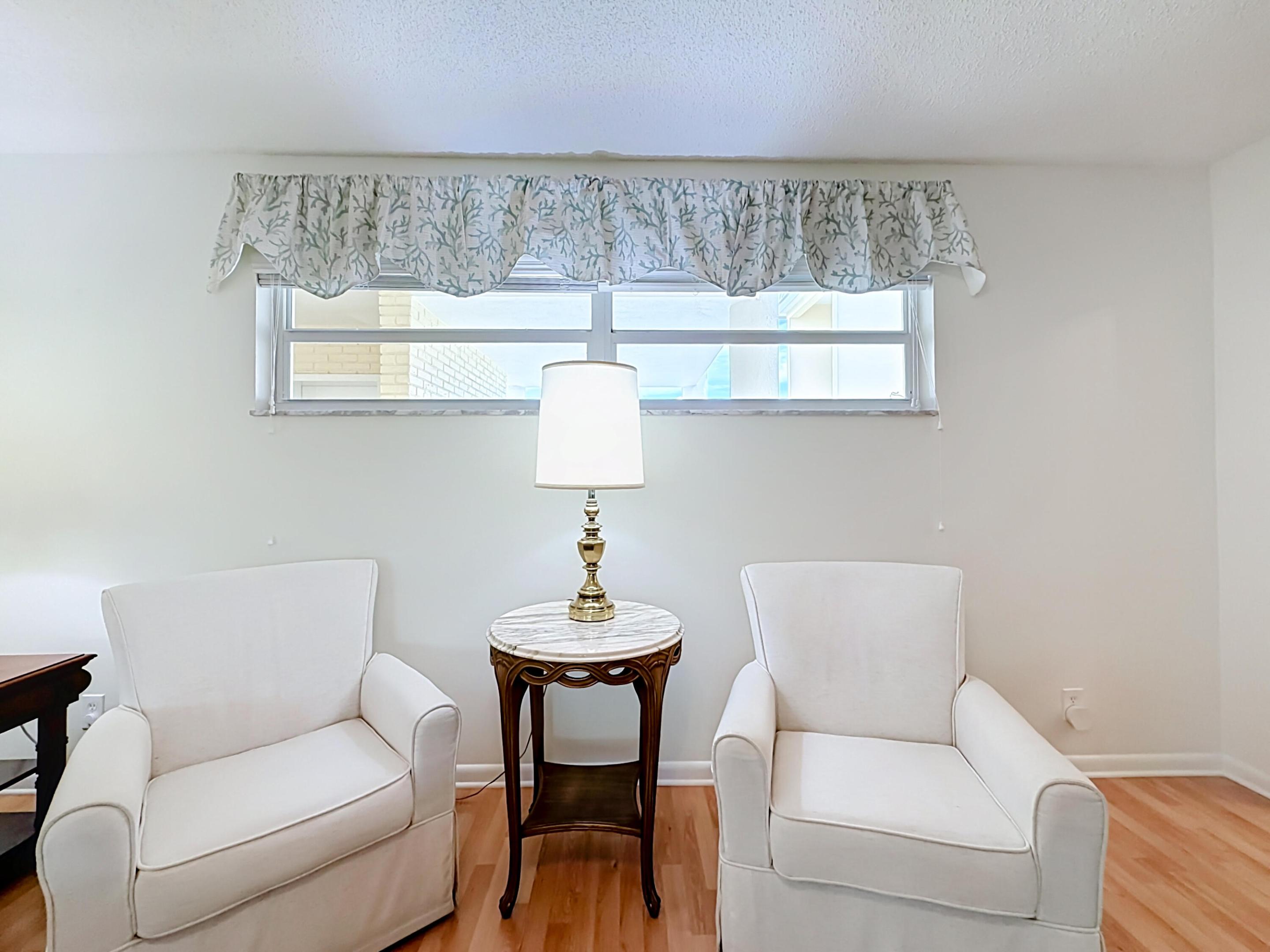 COLONIAL CLUB CONDO SEC 2 - Residential