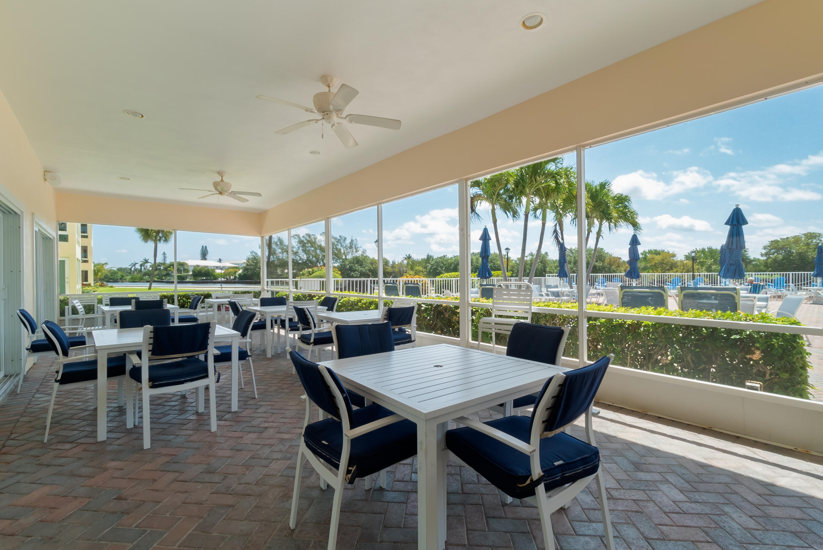 COLONIAL CLUB CONDO SEC 2 - Residential