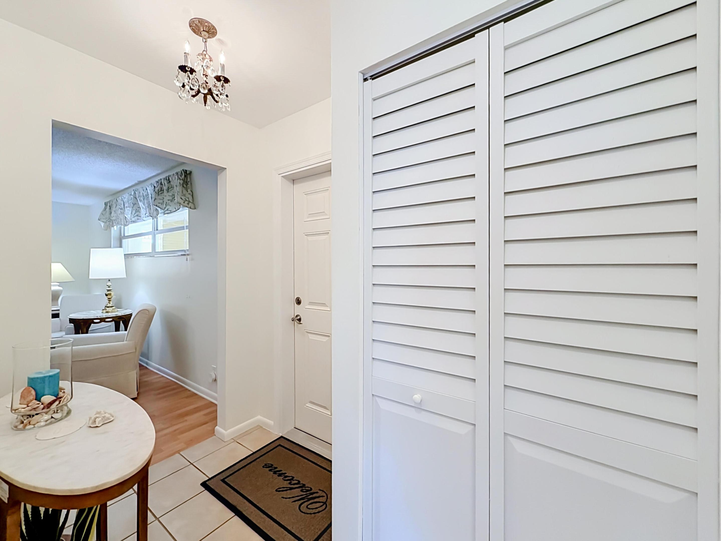 COLONIAL CLUB CONDO SEC 2 - Residential
