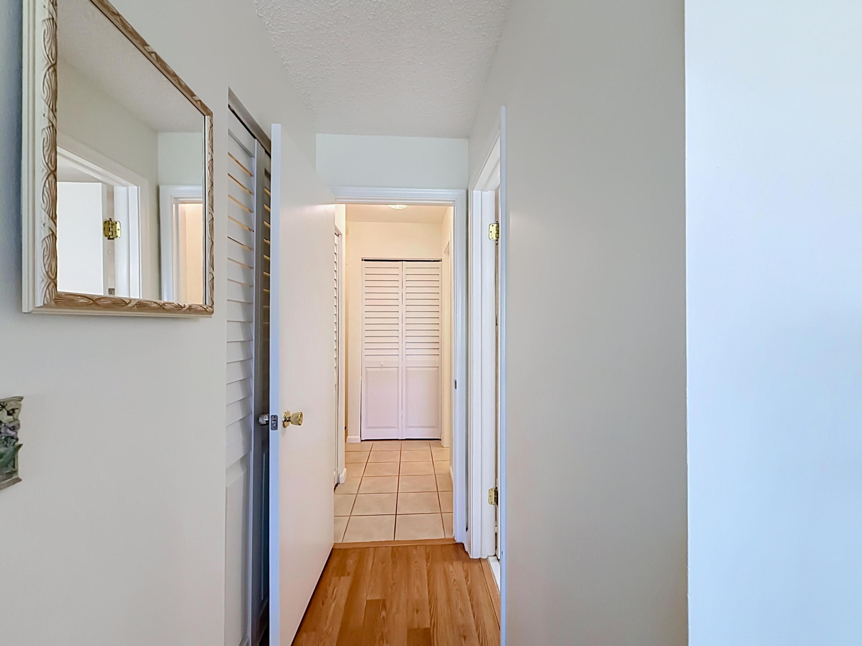 COLONIAL CLUB CONDO SEC 2 - Residential