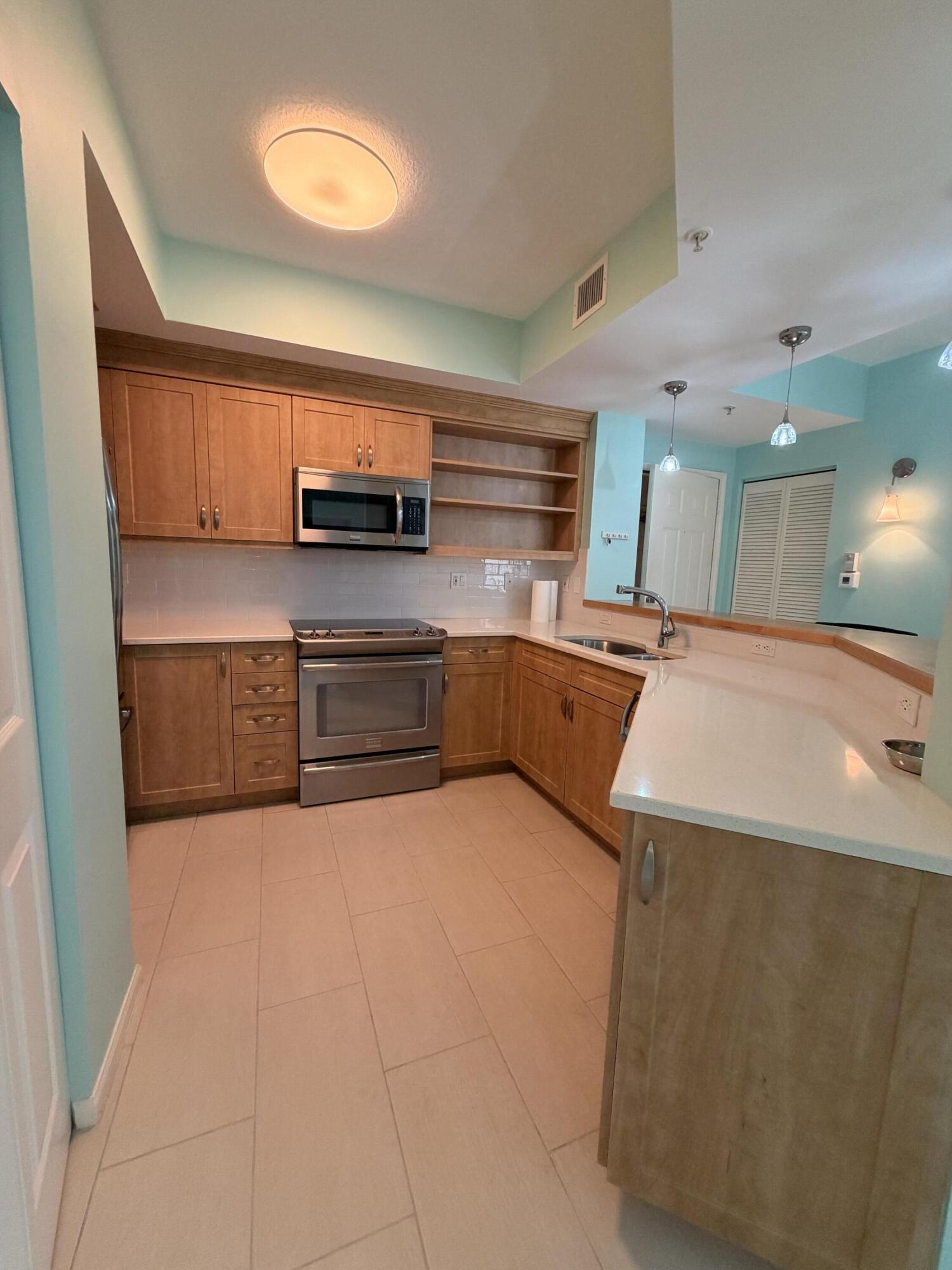 Beautiful unfurnished 2BR/2BA corner unit available for a 6 month rental at The Courtyards at CityPlace.  This downtown West Palm Beach condo features tile flooring throughout, custom built-in closets, and generous closet space throughout. Enjoy a convenient location near CityPlace, dining, shopping, entertainment, Brightline, and more. Ideal for someone seeking an unfurnished rental with flexibility and walkability in the heart of downtown.