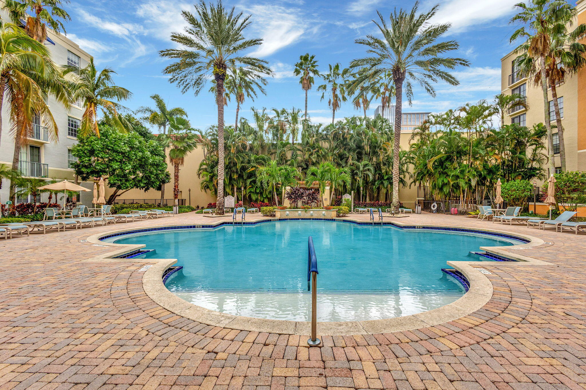 COURTYARDS IN CITYPLACE CONDO - Residential Lease