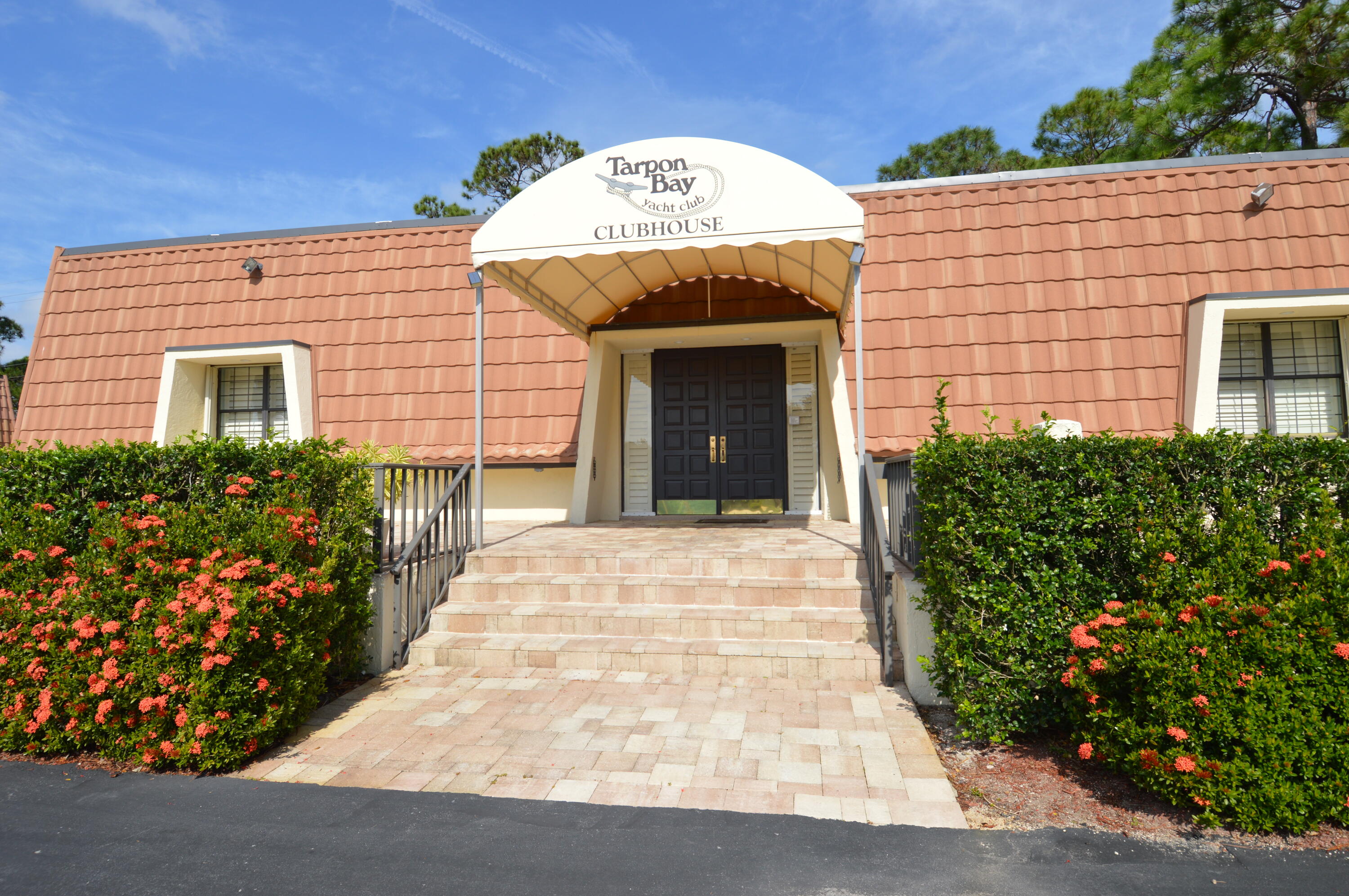 TARPON BAY YACHT CLUB CONDOMINIUM H - Residential