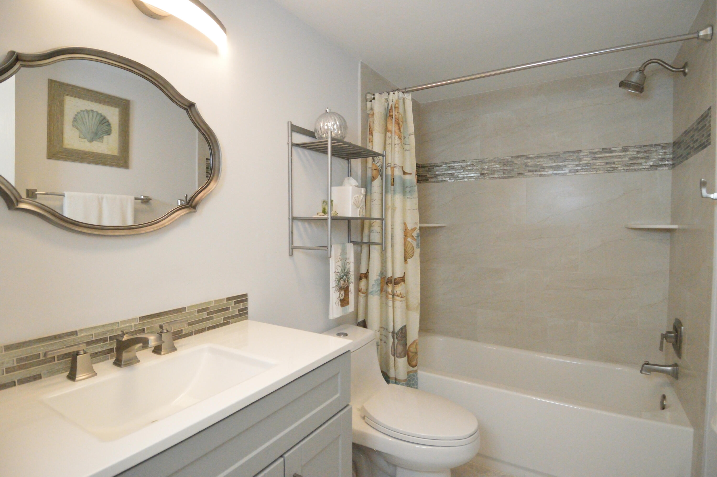TARPON BAY YACHT CLUB CONDOMINIUM H - Residential