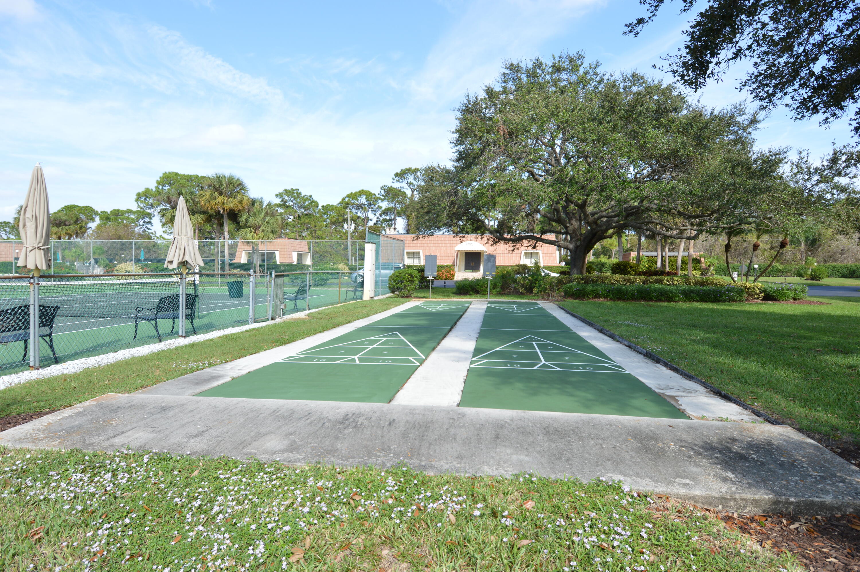 TARPON BAY YACHT CLUB CONDOMINIUM H - Residential