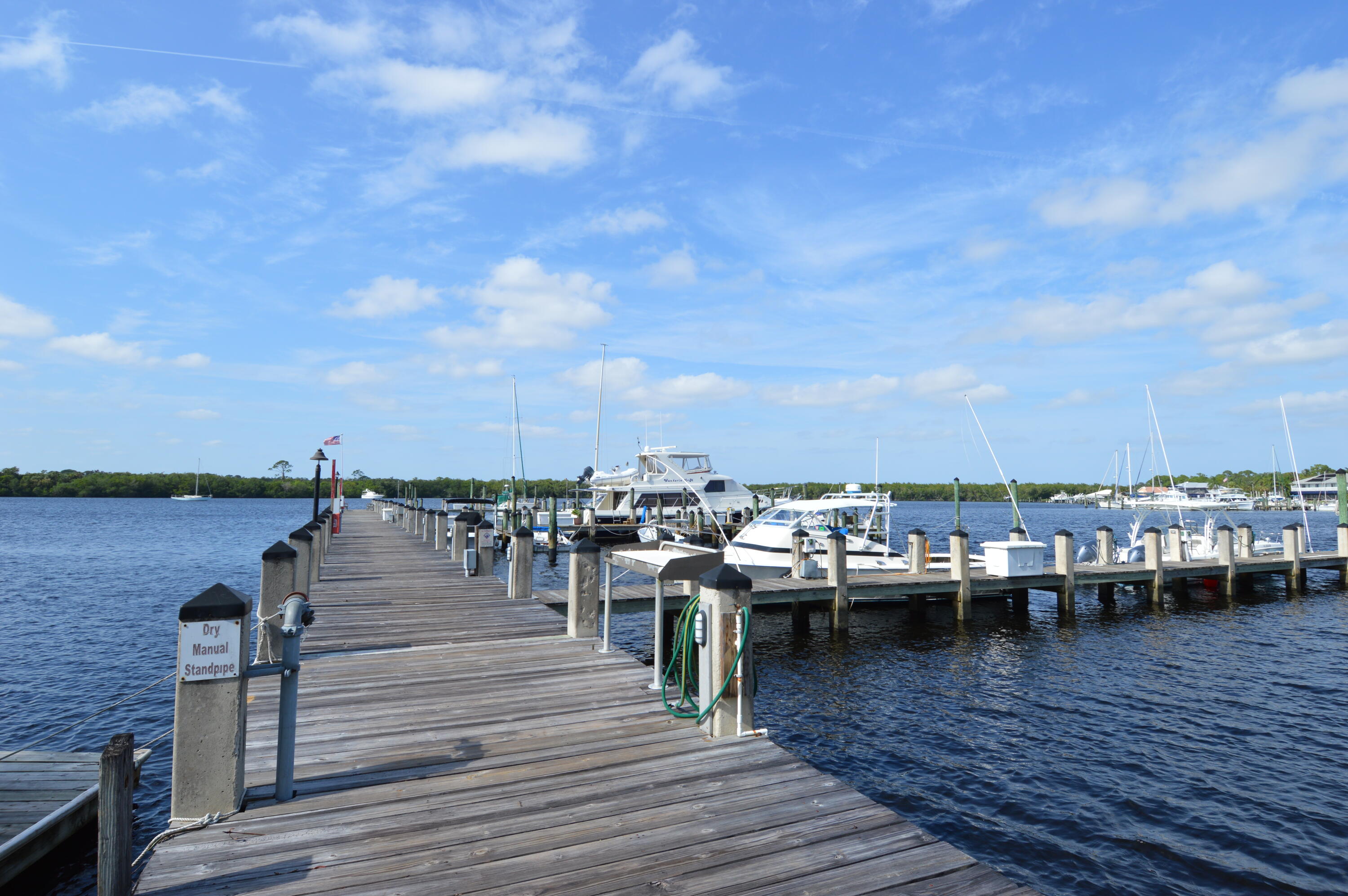 TARPON BAY YACHT CLUB CONDOMINIUM H - Residential