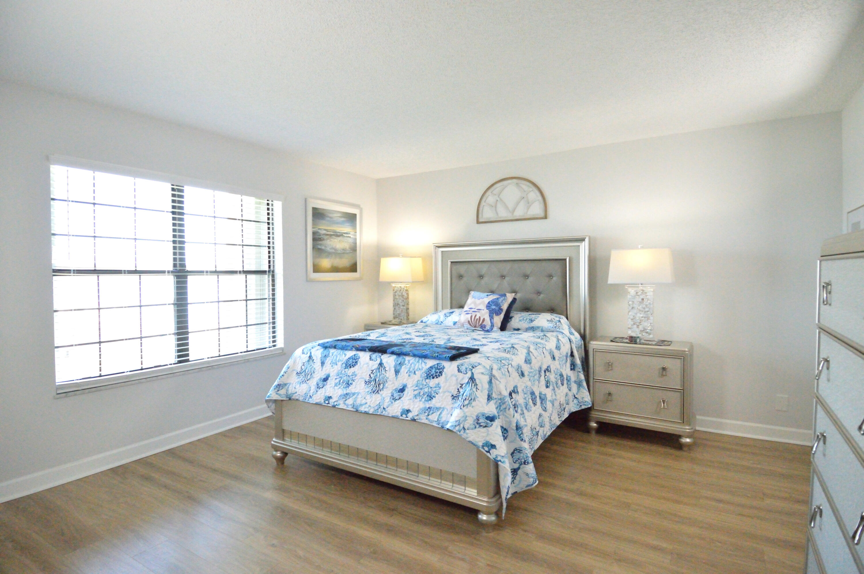 TARPON BAY YACHT CLUB CONDOMINIUM H - Residential