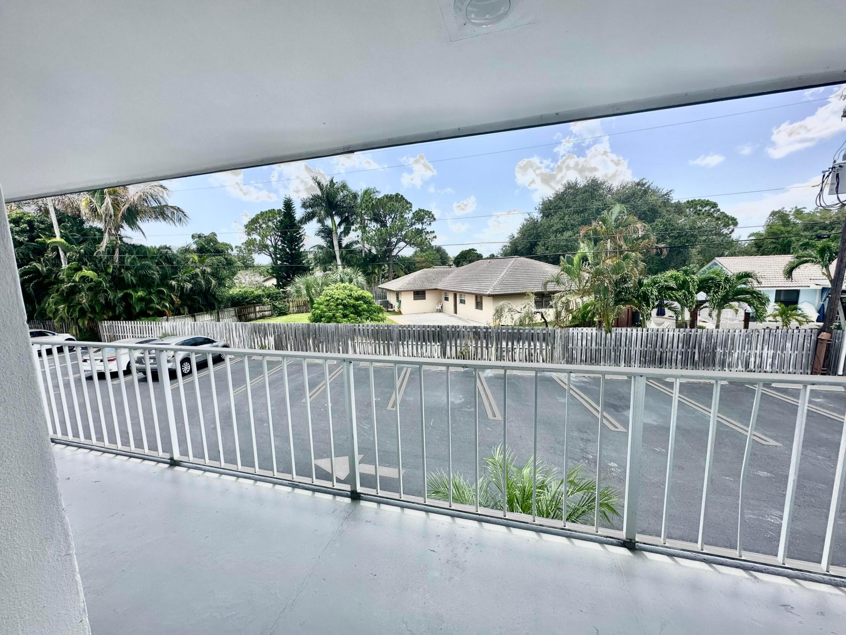 Tequesta Gardens - Residential