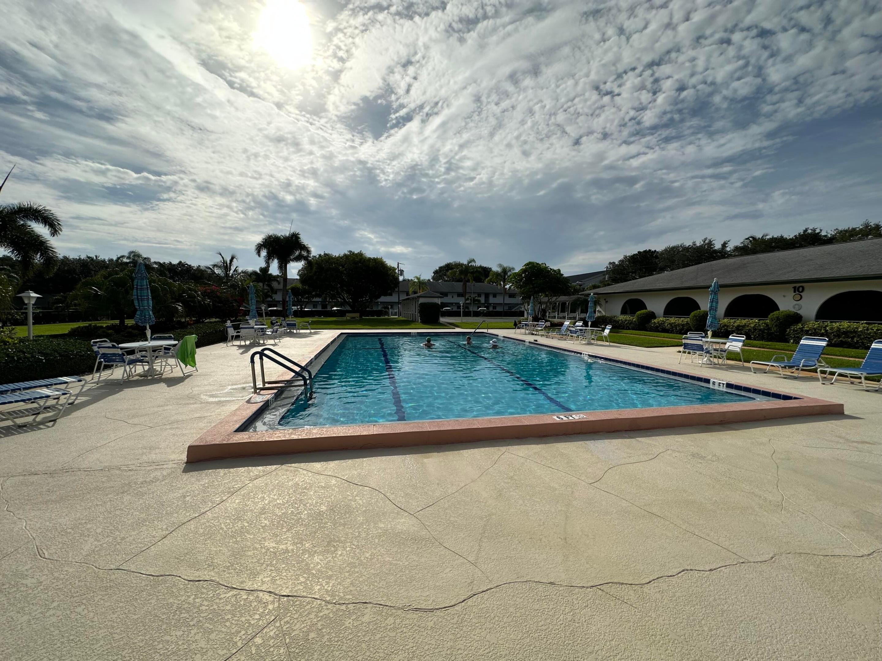 Tequesta Gardens - Residential