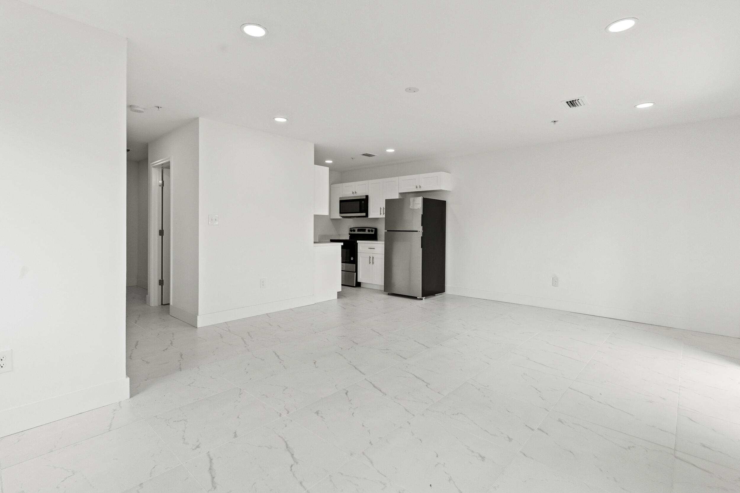 PORT ST LUCIE SECTION 33 - Residential Lease