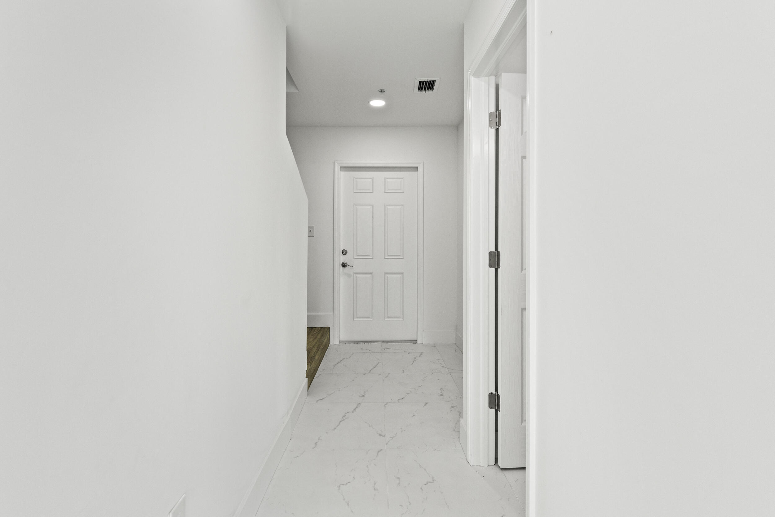 PORT ST LUCIE SECTION 33 - Residential Lease