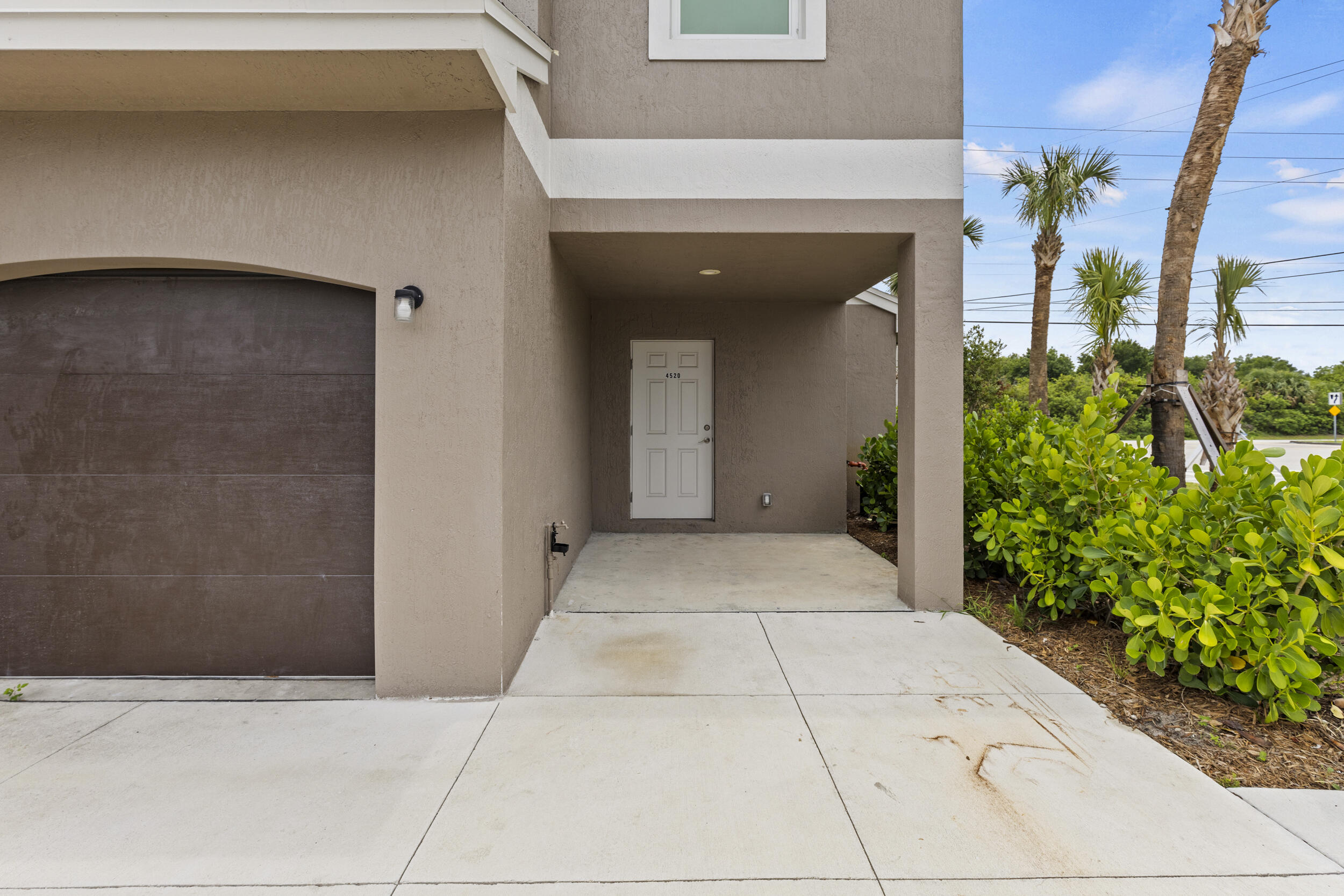 PORT ST LUCIE SECTION 33 - Residential Lease