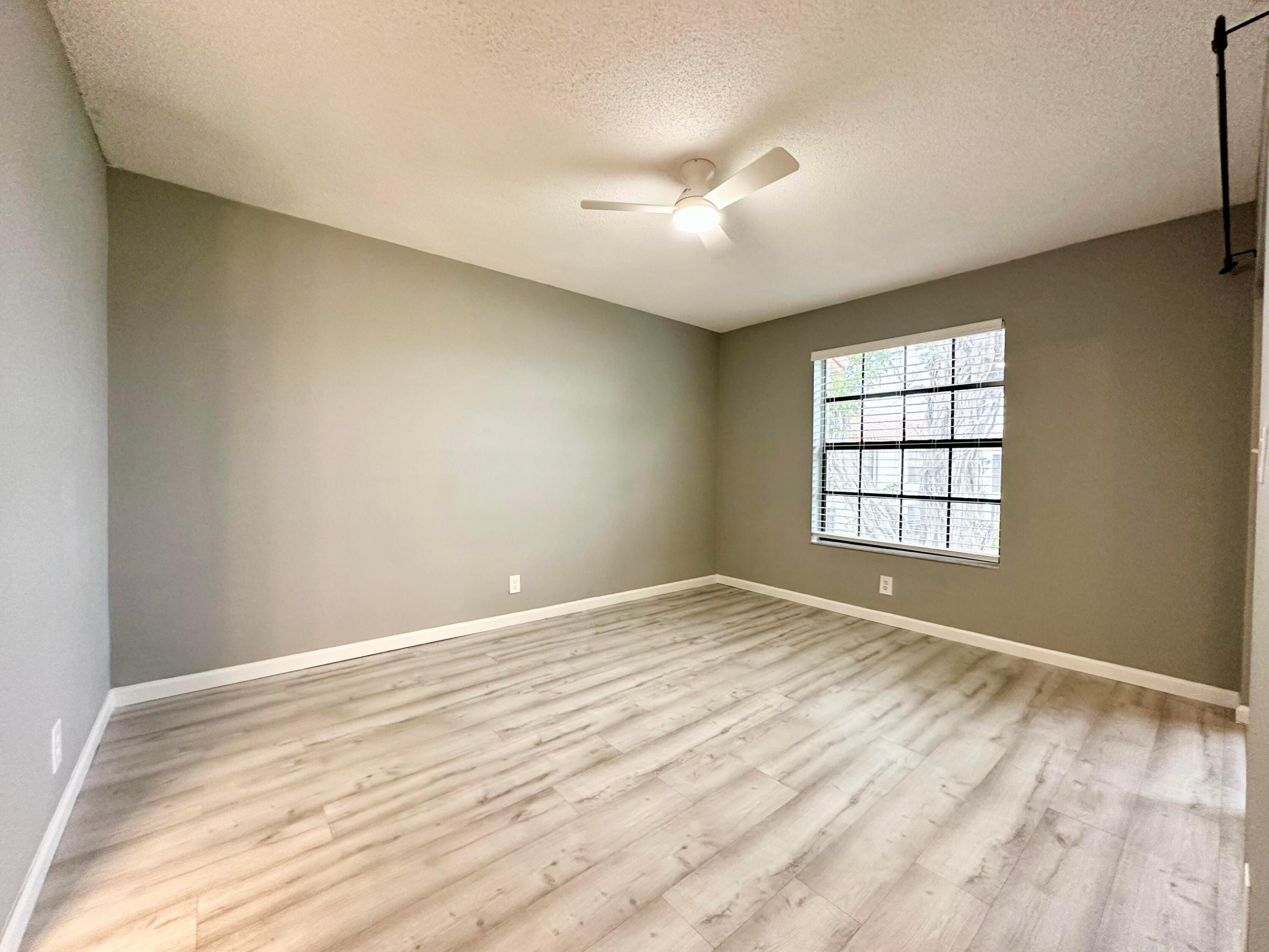 LAKE WINDWOOD CONDO - Residential Lease