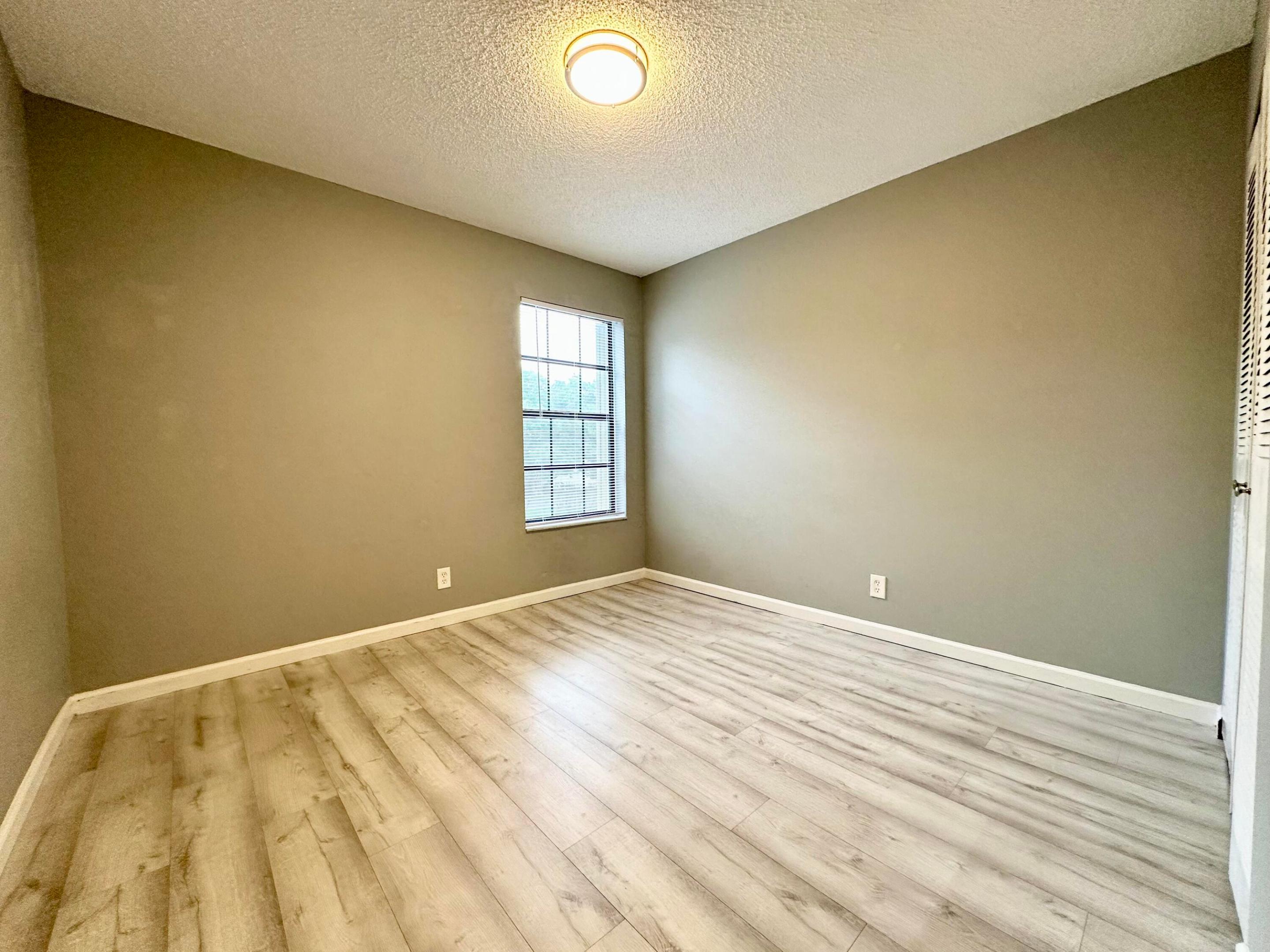 LAKE WINDWOOD CONDO - Residential Lease
