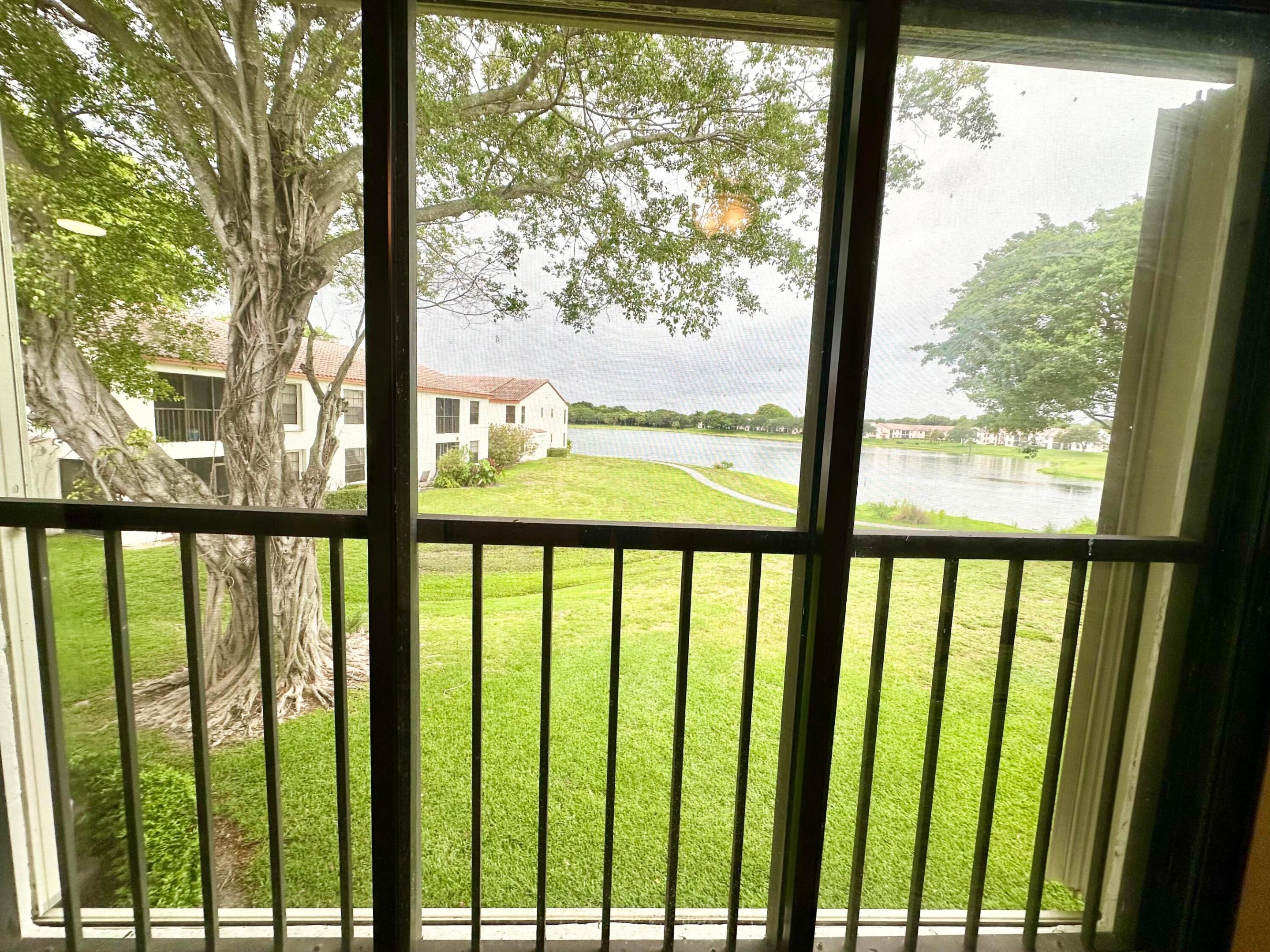 LAKE WINDWOOD CONDO - Residential Lease