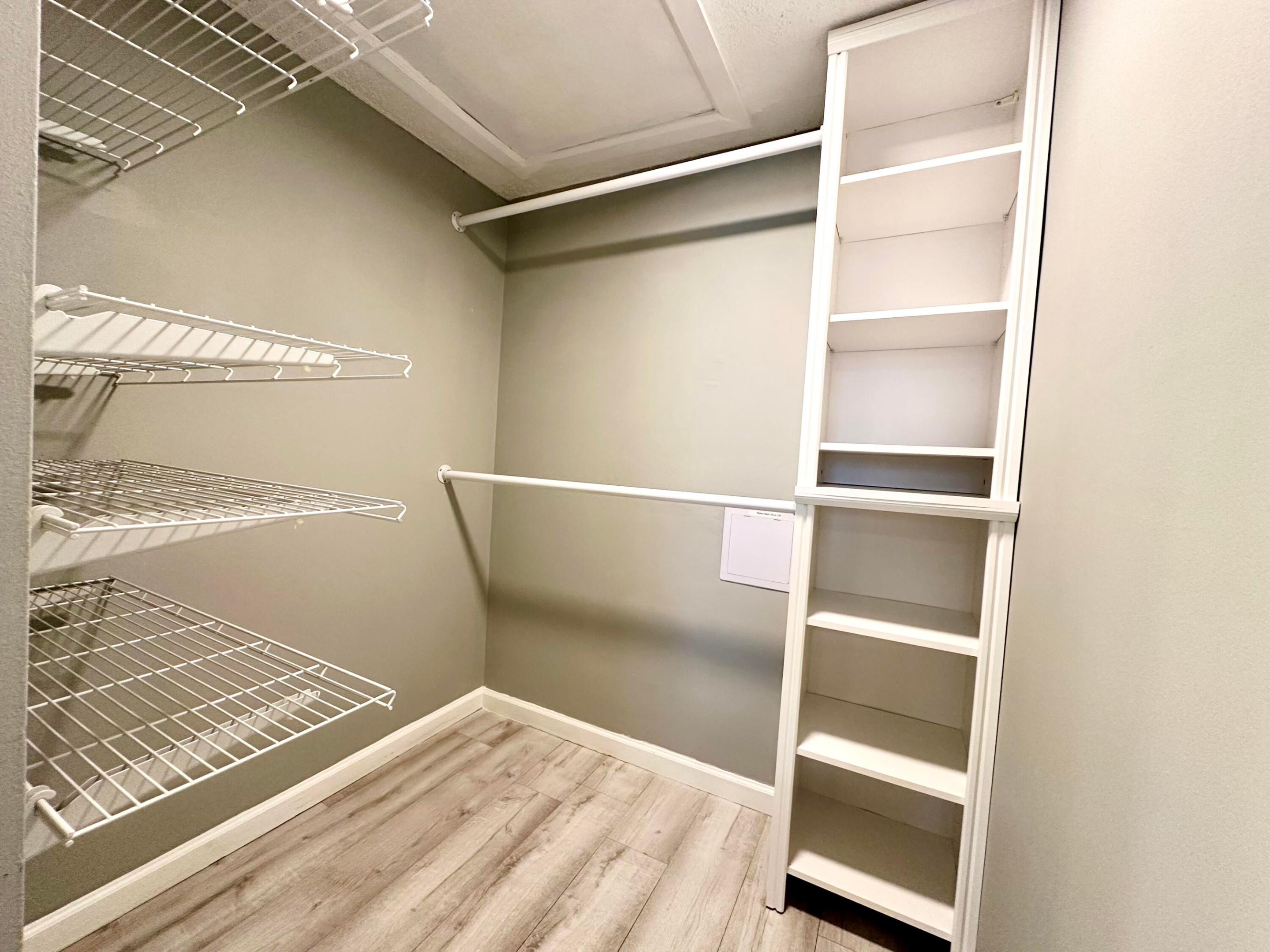 LAKE WINDWOOD CONDO - Residential Lease