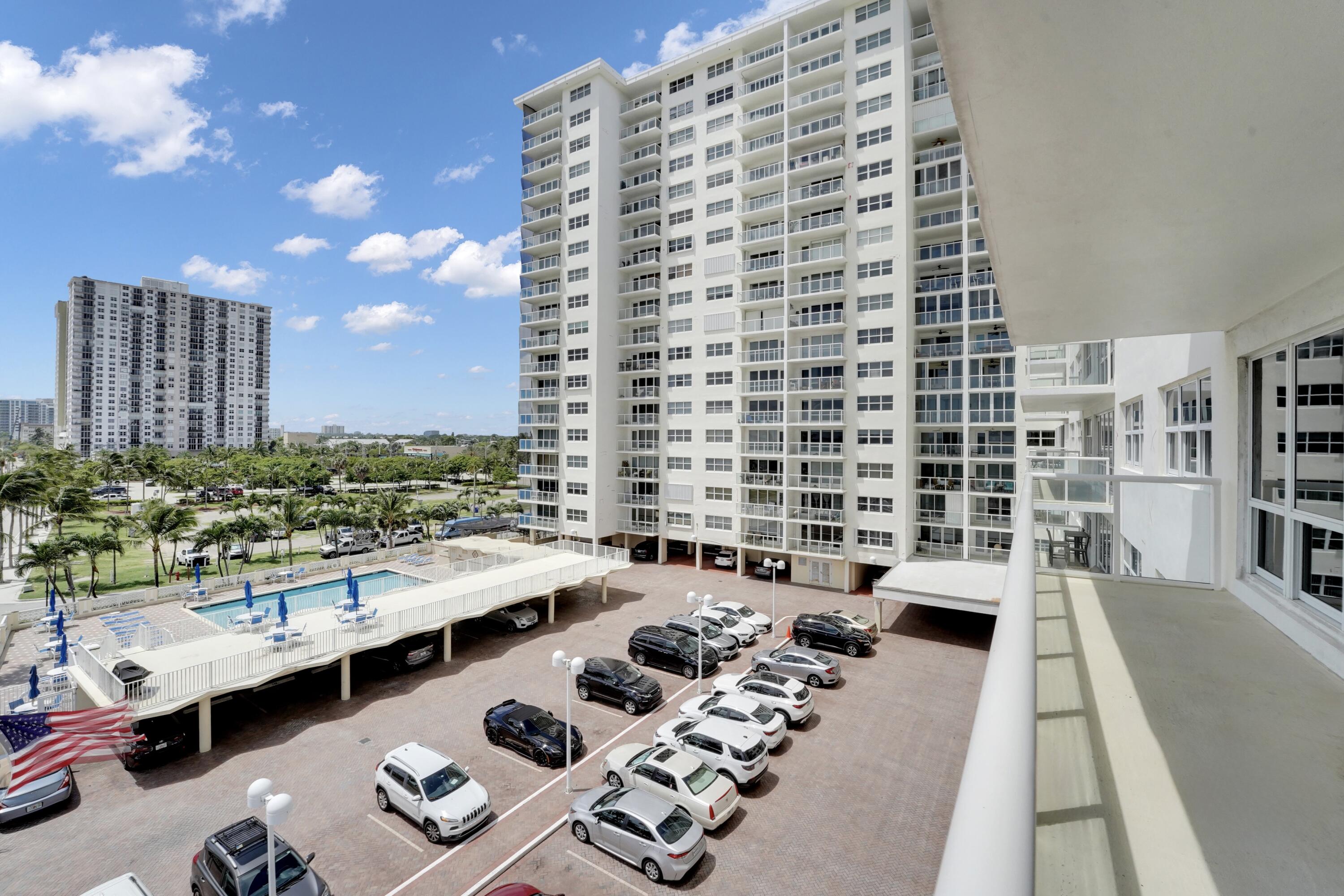 SEA MONARCH CONDO - Residential