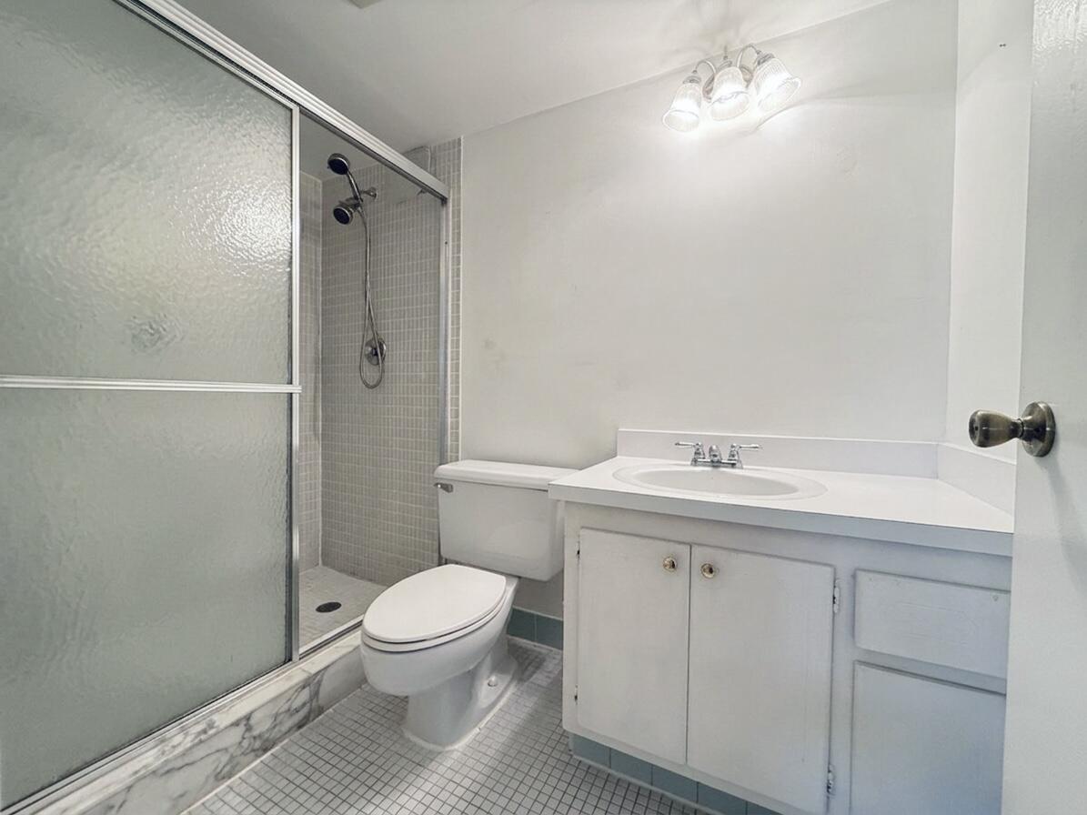 SEA MONARCH CONDO - Residential