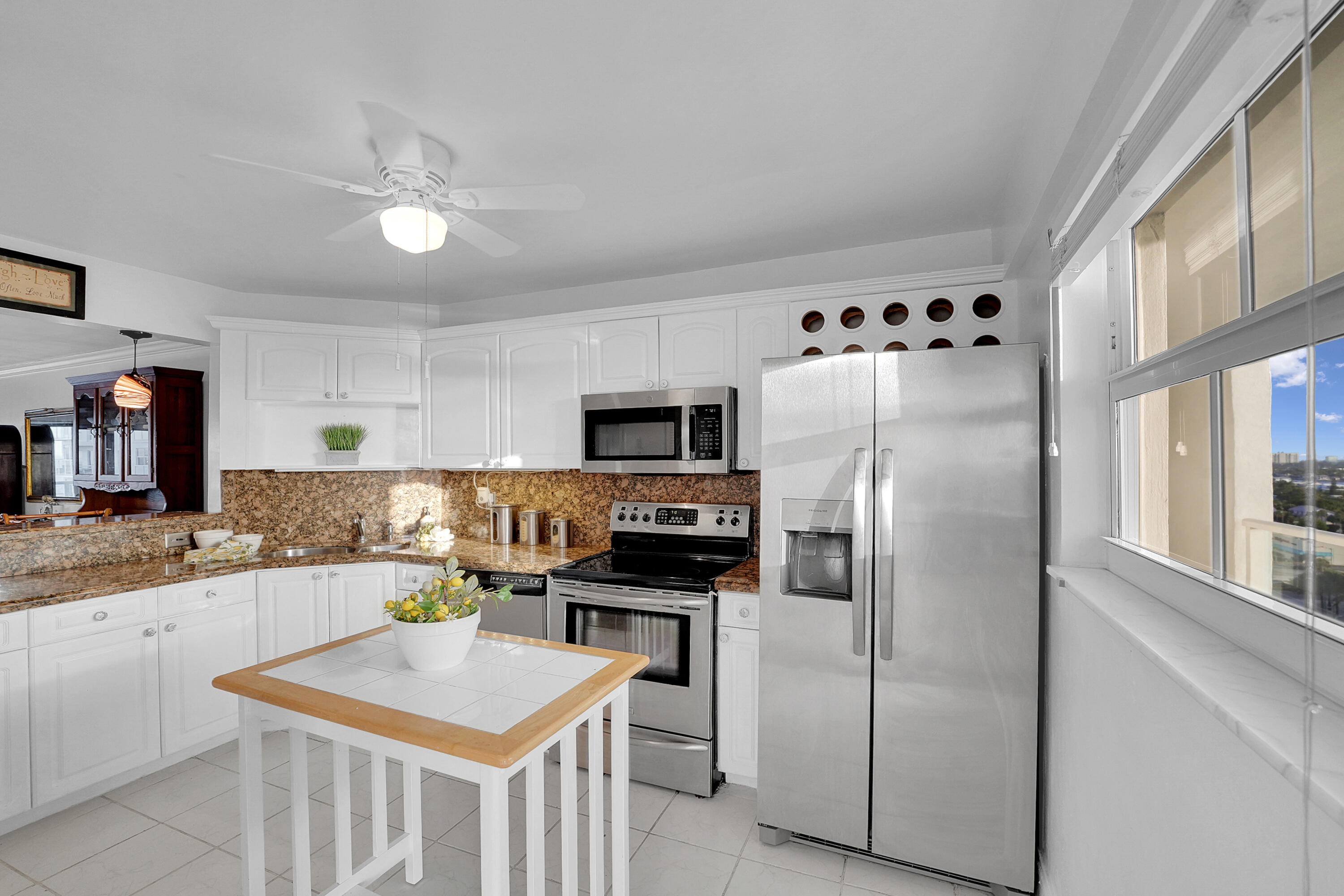 SEA MONARCH CONDO - Residential
