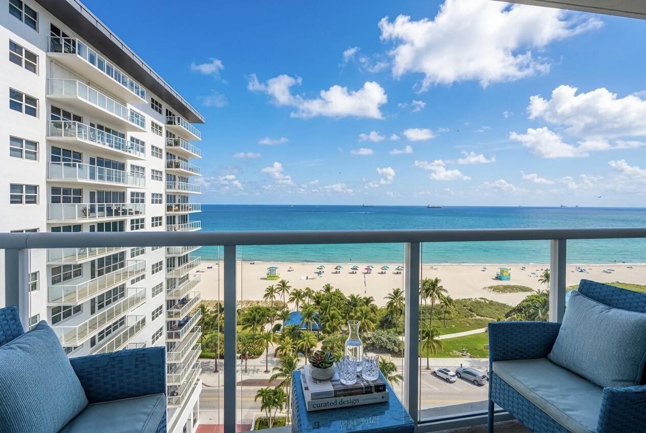 SEA MONARCH CONDO - Residential