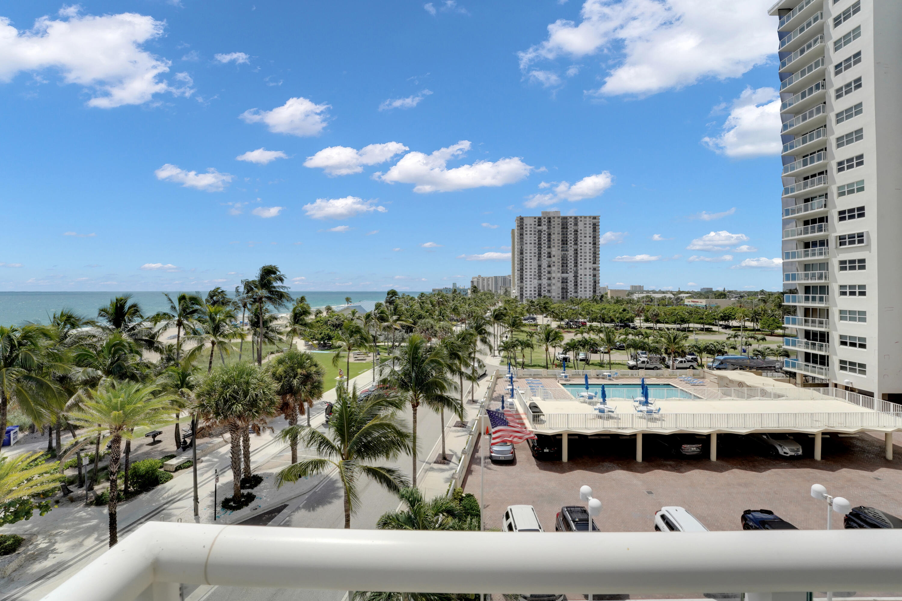 SEA MONARCH CONDO - Residential