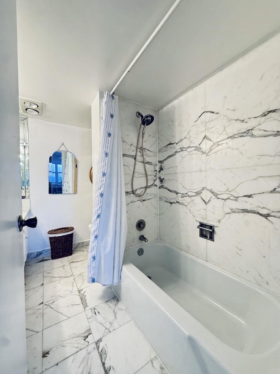 SEA MONARCH CONDO - Residential