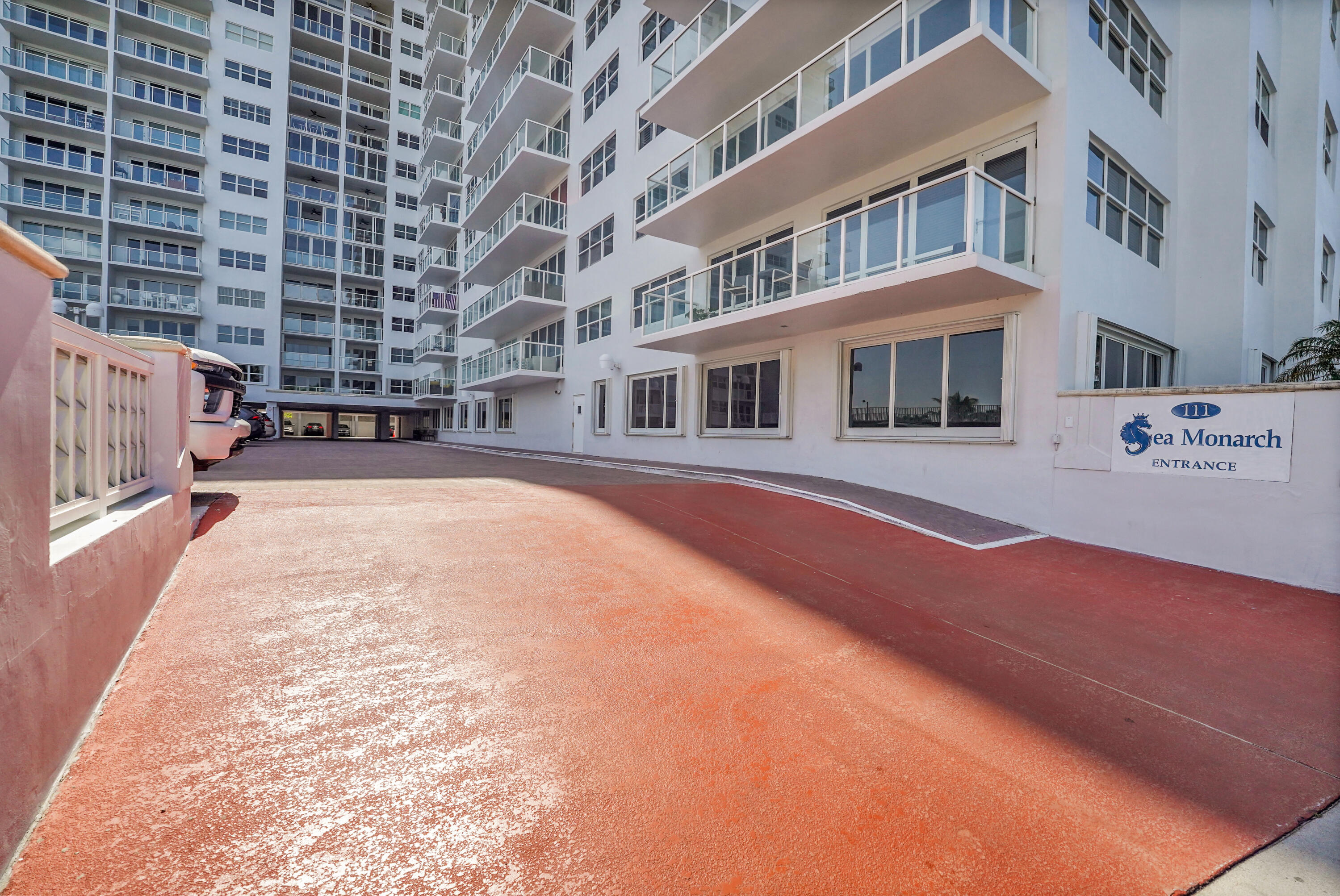 SEA MONARCH CONDO - Residential