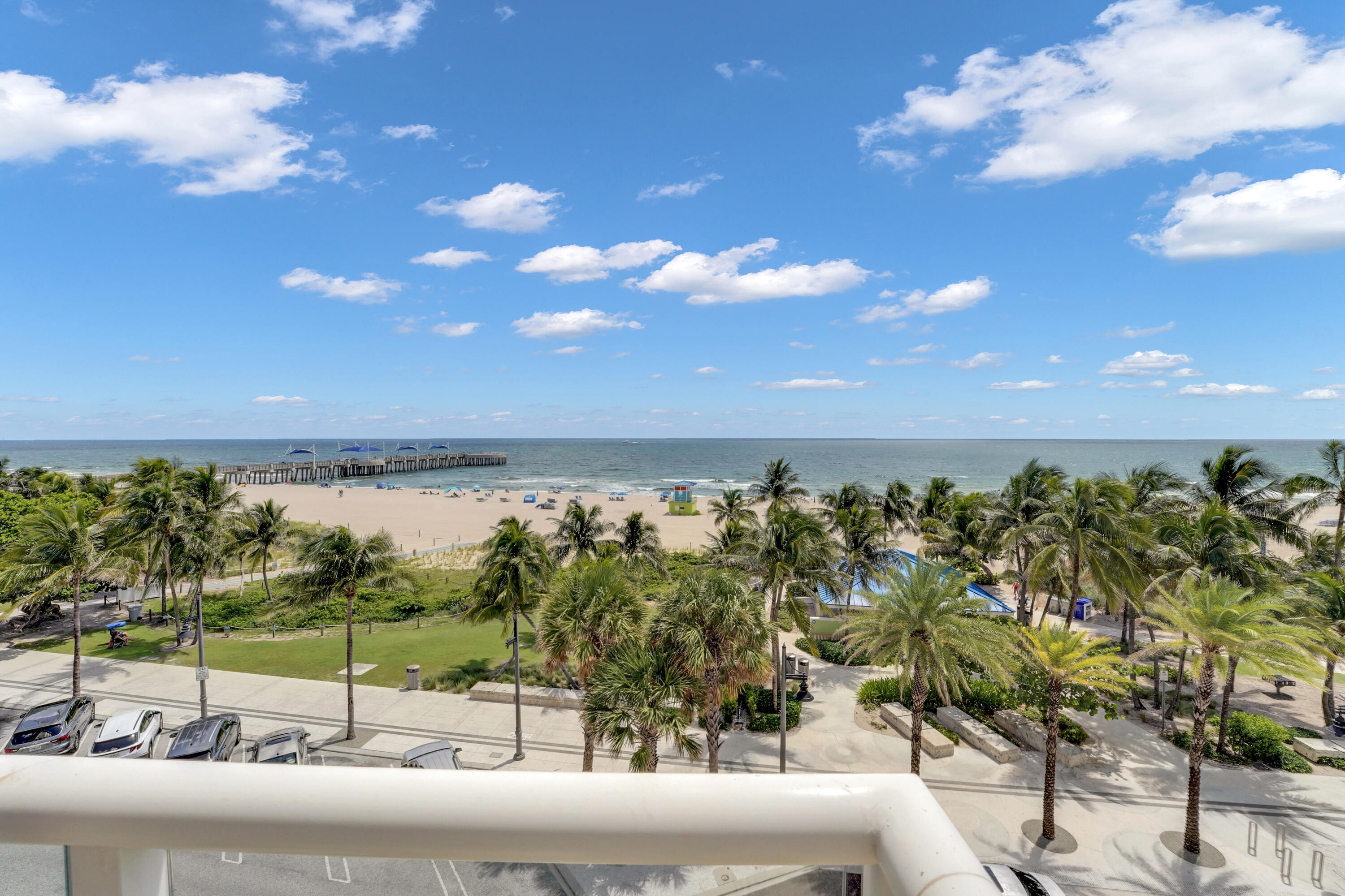 SEA MONARCH CONDO - Residential