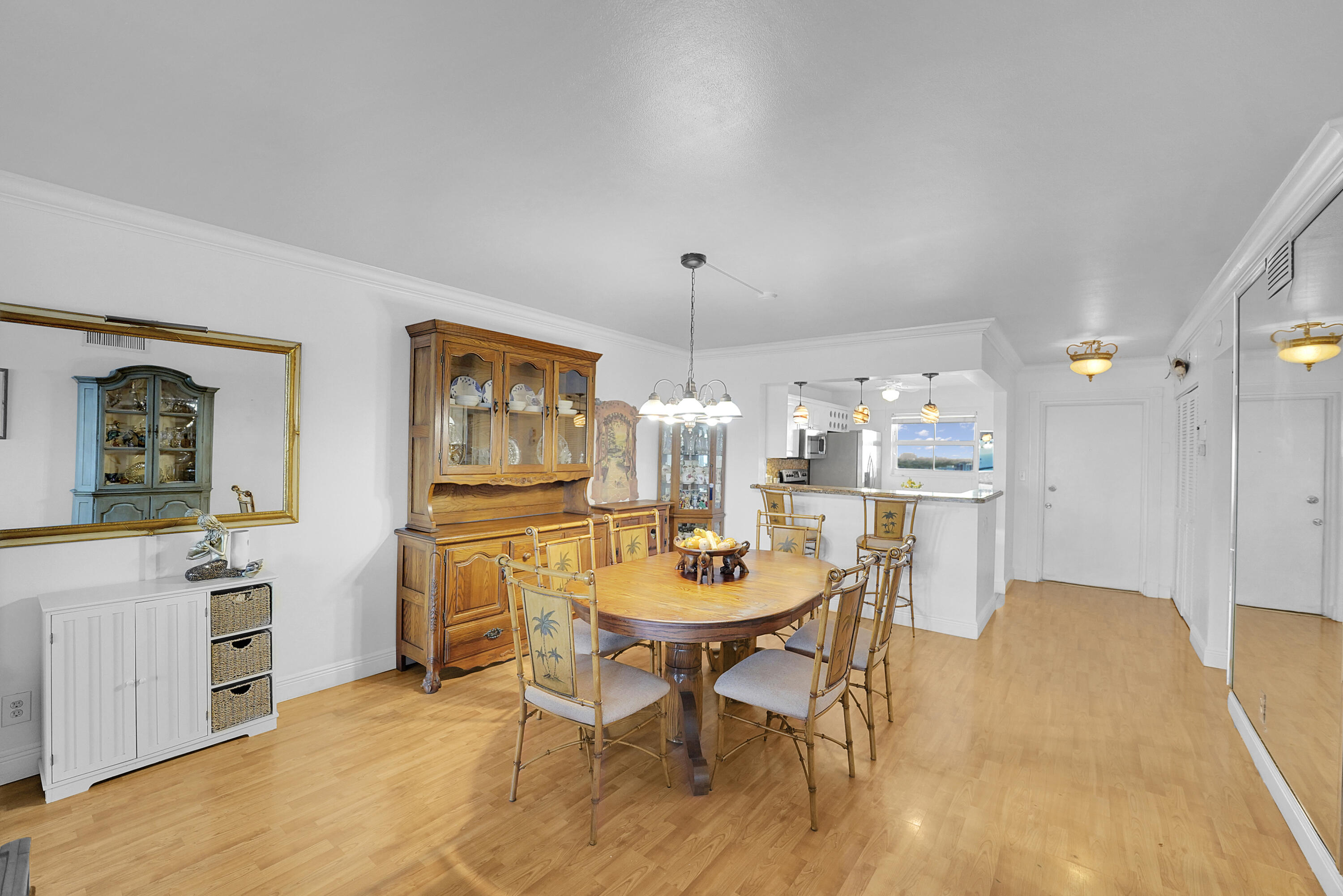 SEA MONARCH CONDO - Residential
