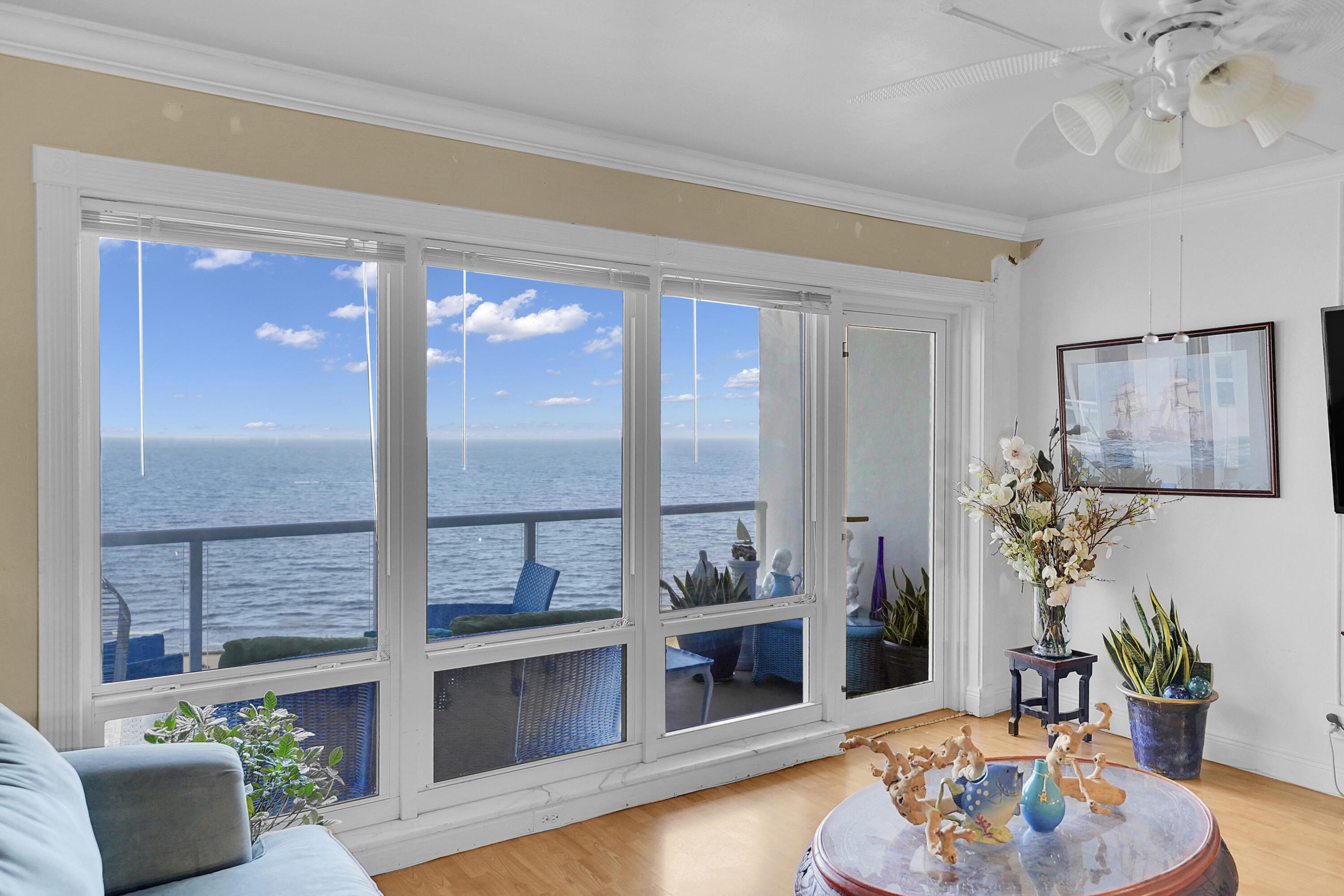 SEA MONARCH CONDO - Residential