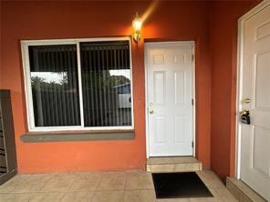 LLOYD ESTATES - Residential Lease