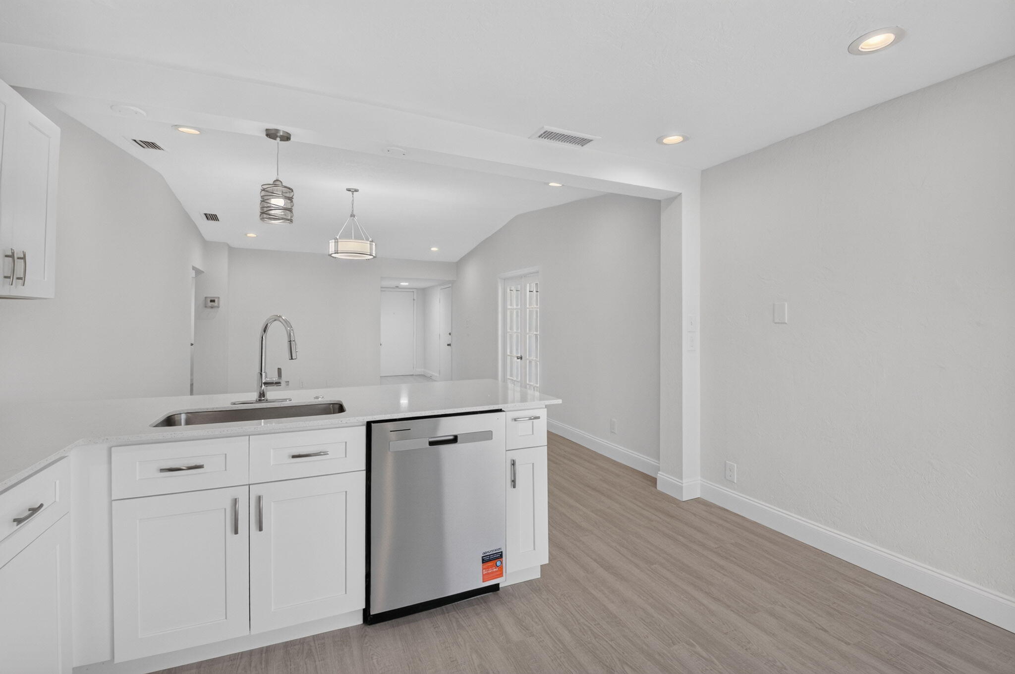 KINGS POINT 4 - Residential